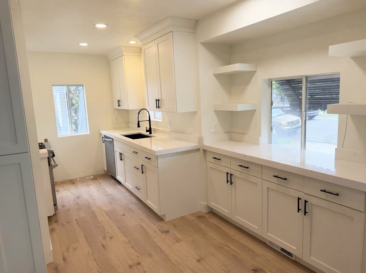 Salt Lake City House: 985 S 200 E