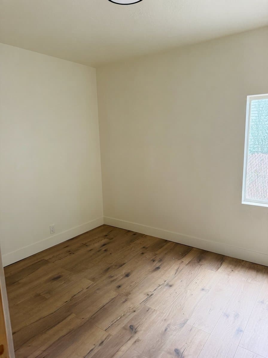 Salt Lake City House: 985 S 200 E