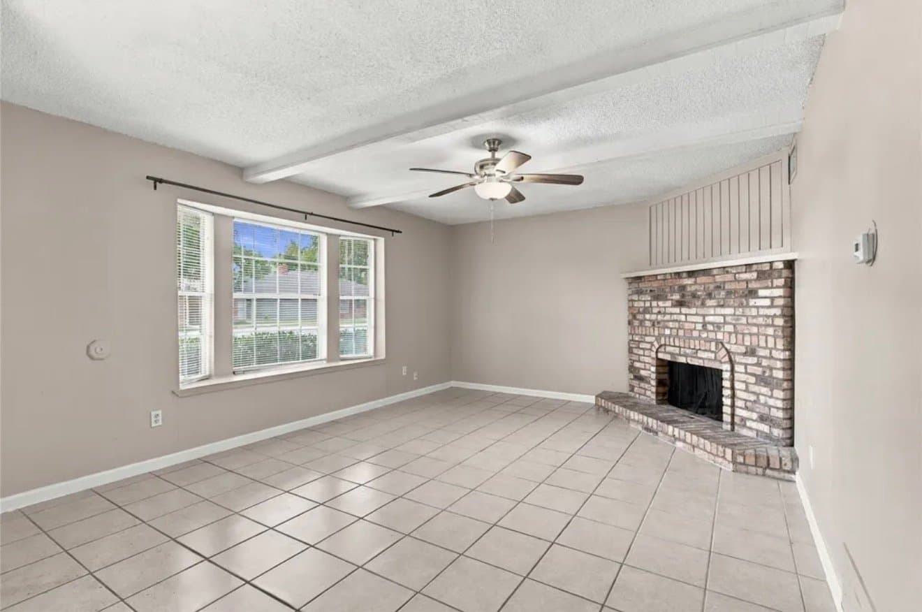 Arlington Multiplex: 2808 S Fielder Rd