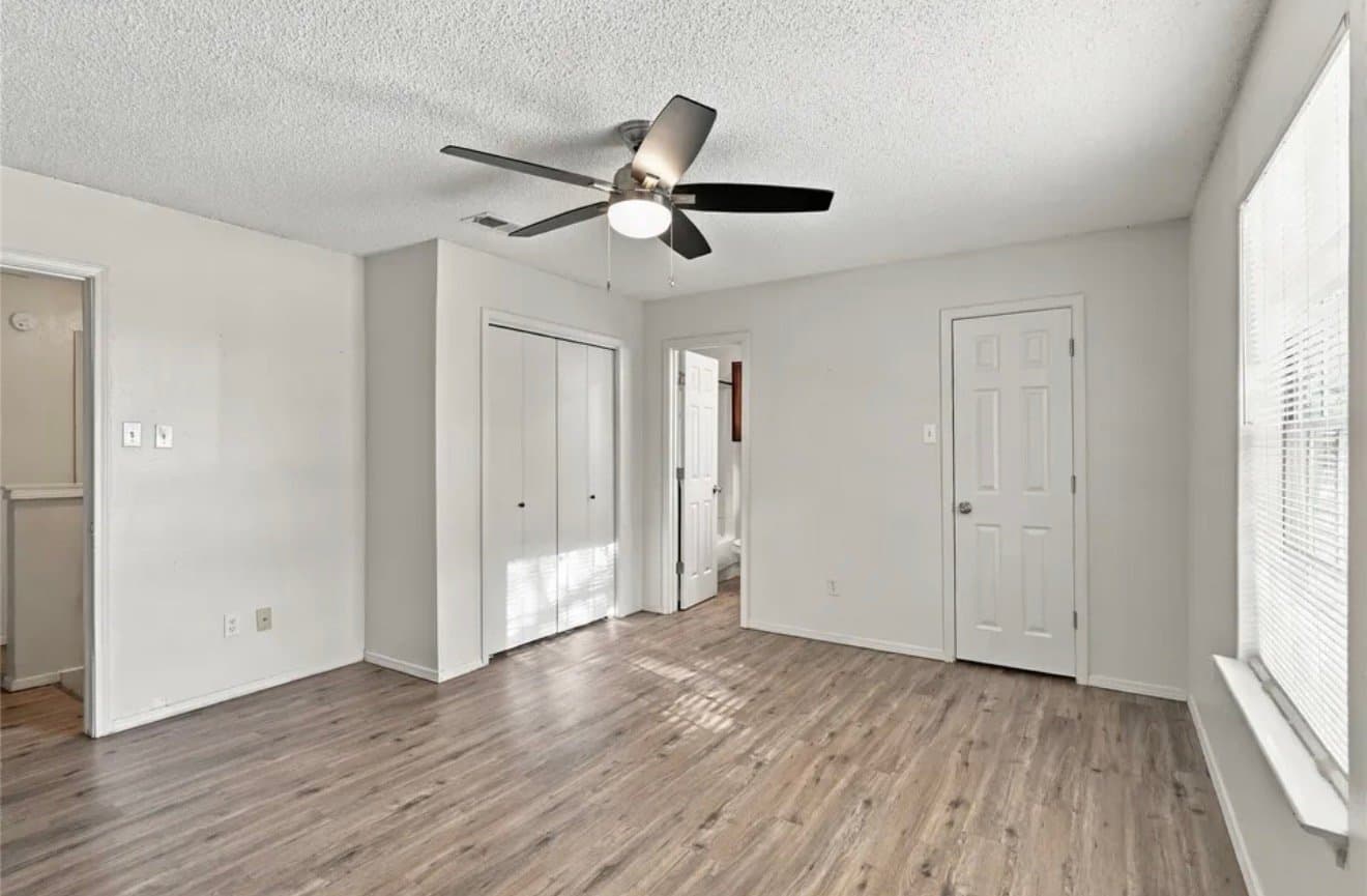 Arlington Multiplex: 2808 S Fielder Rd