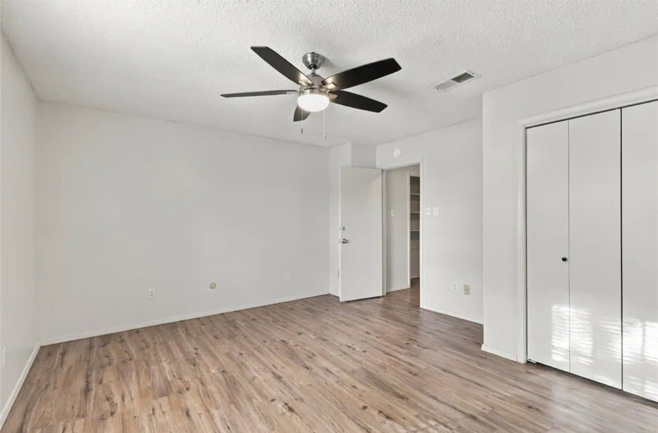 Arlington Multiplex: 2808 S Fielder Rd