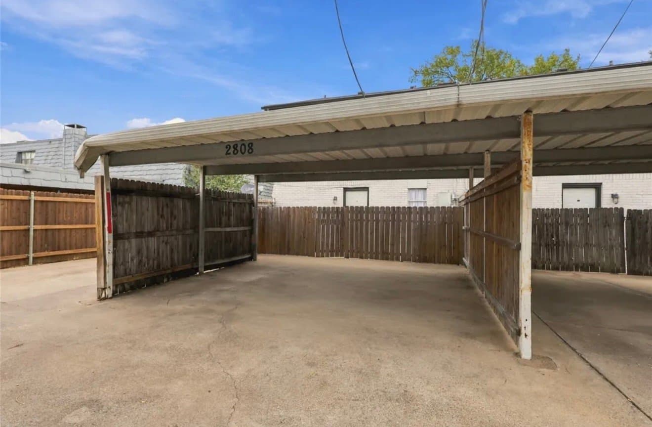 Arlington Multiplex: 2808 S Fielder Rd