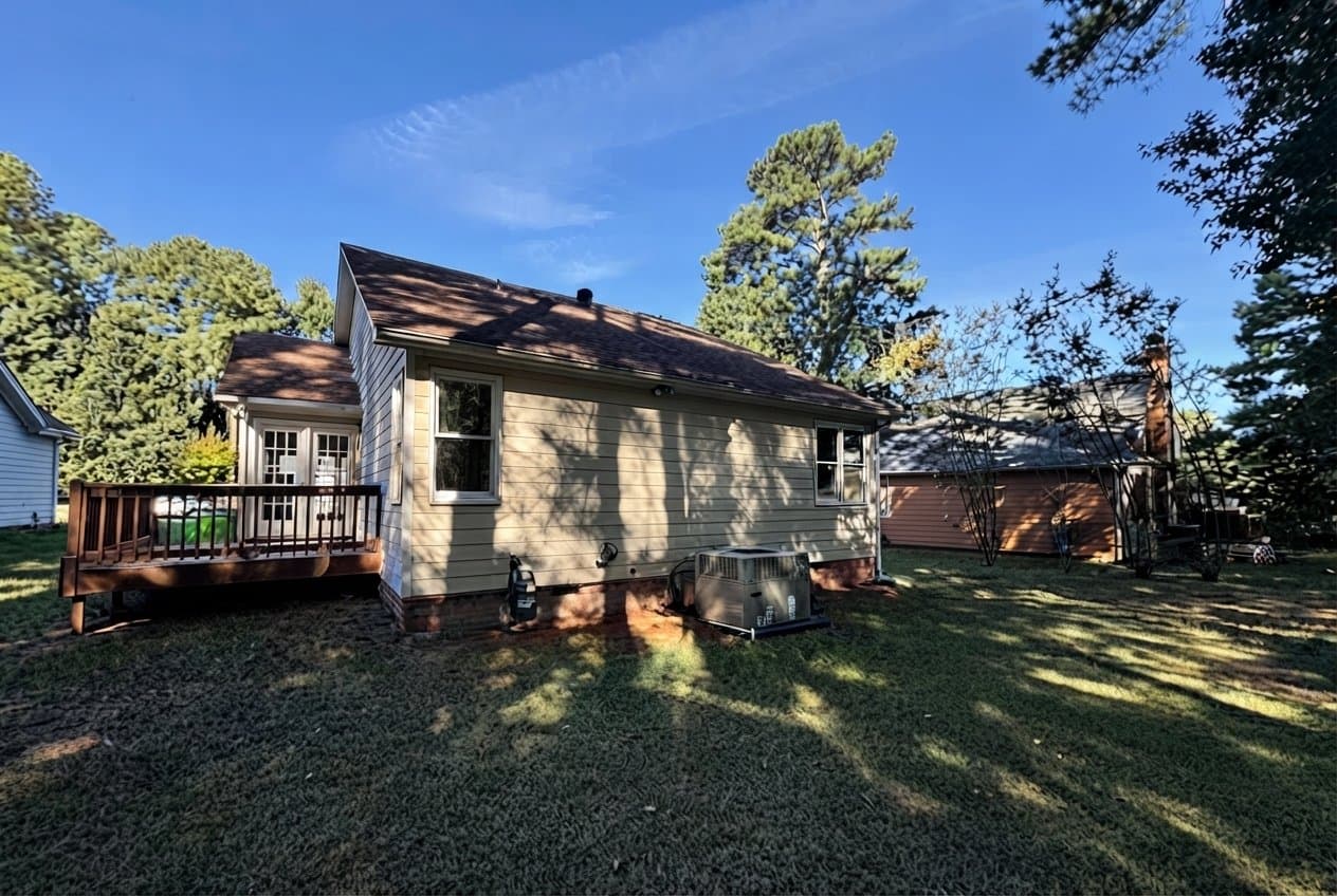 Raleigh House: 3128 Verdugo Dr