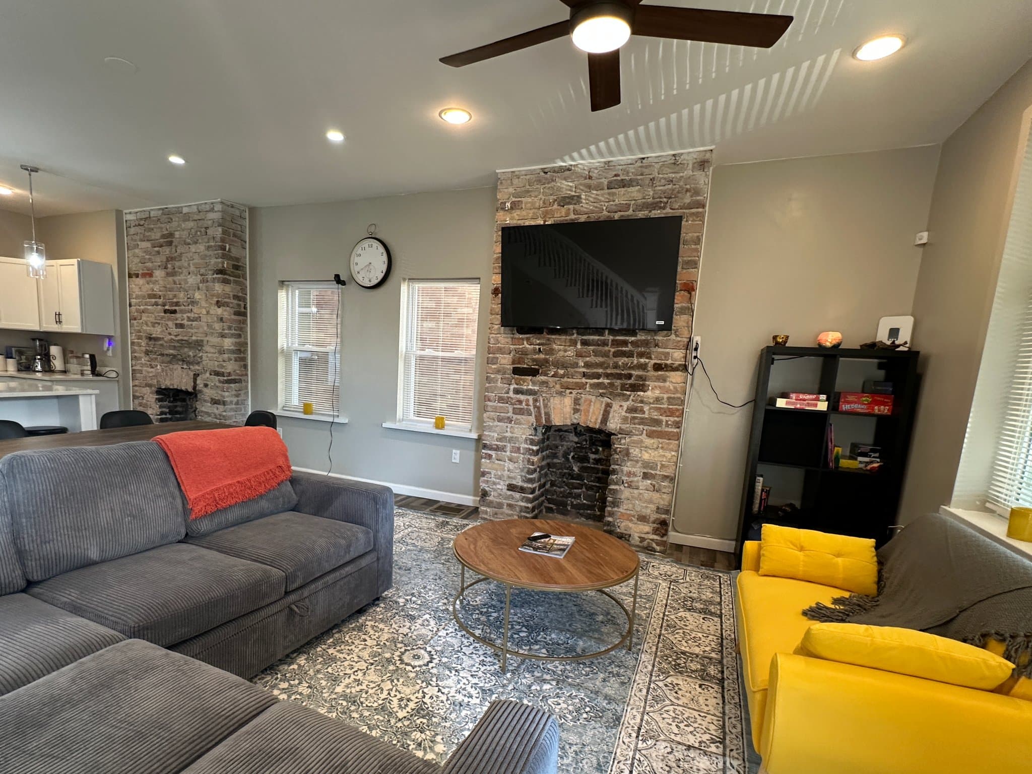 Pittsburgh House: 528 Junilla Street