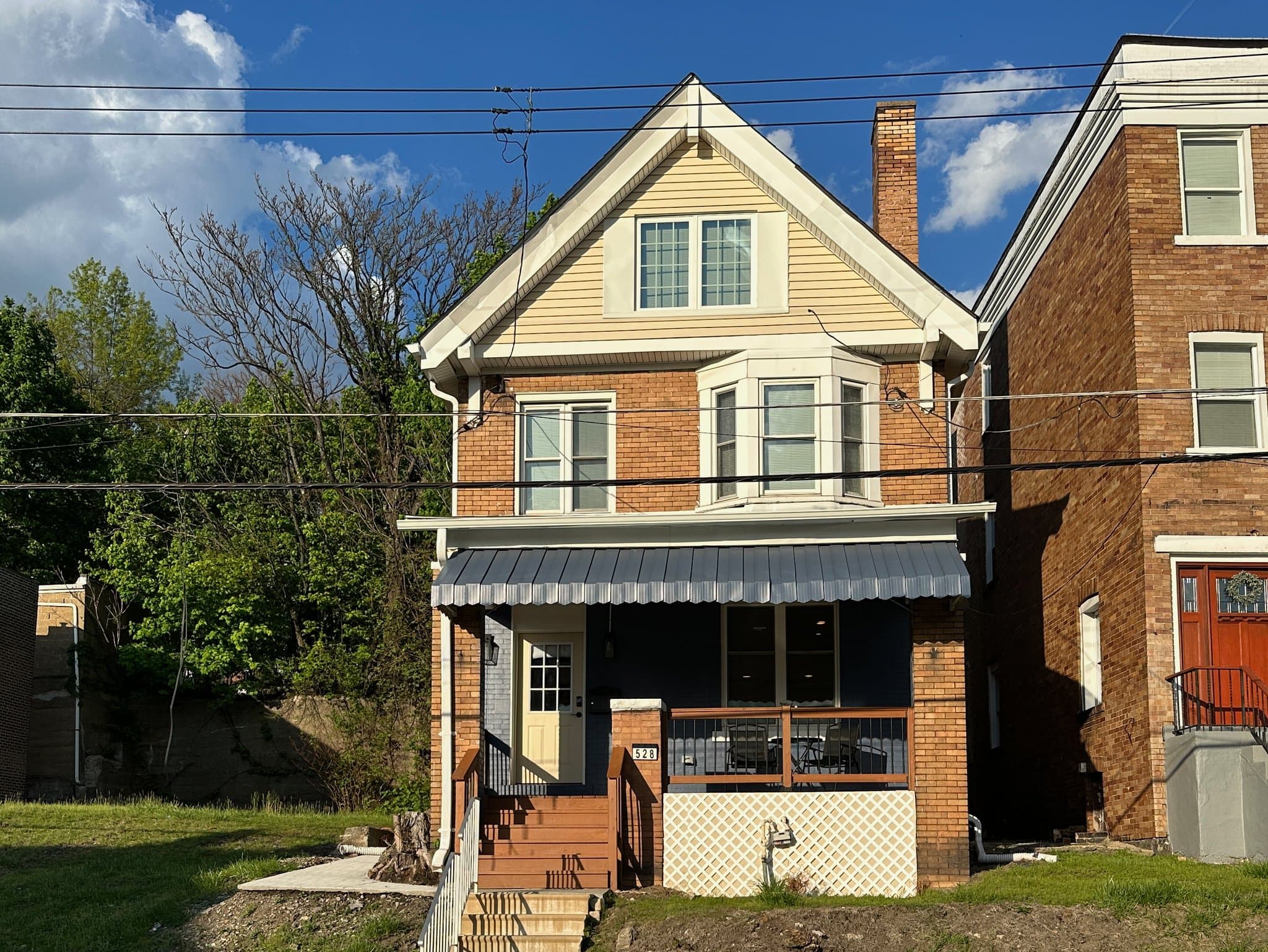 Pittsburgh House: 528 Junilla Street