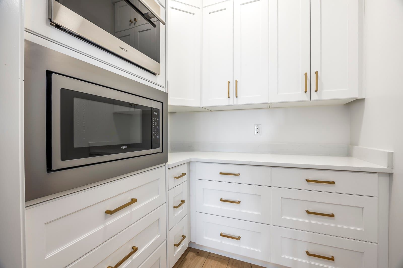 Highland House: 9825 N Willowbank Dr