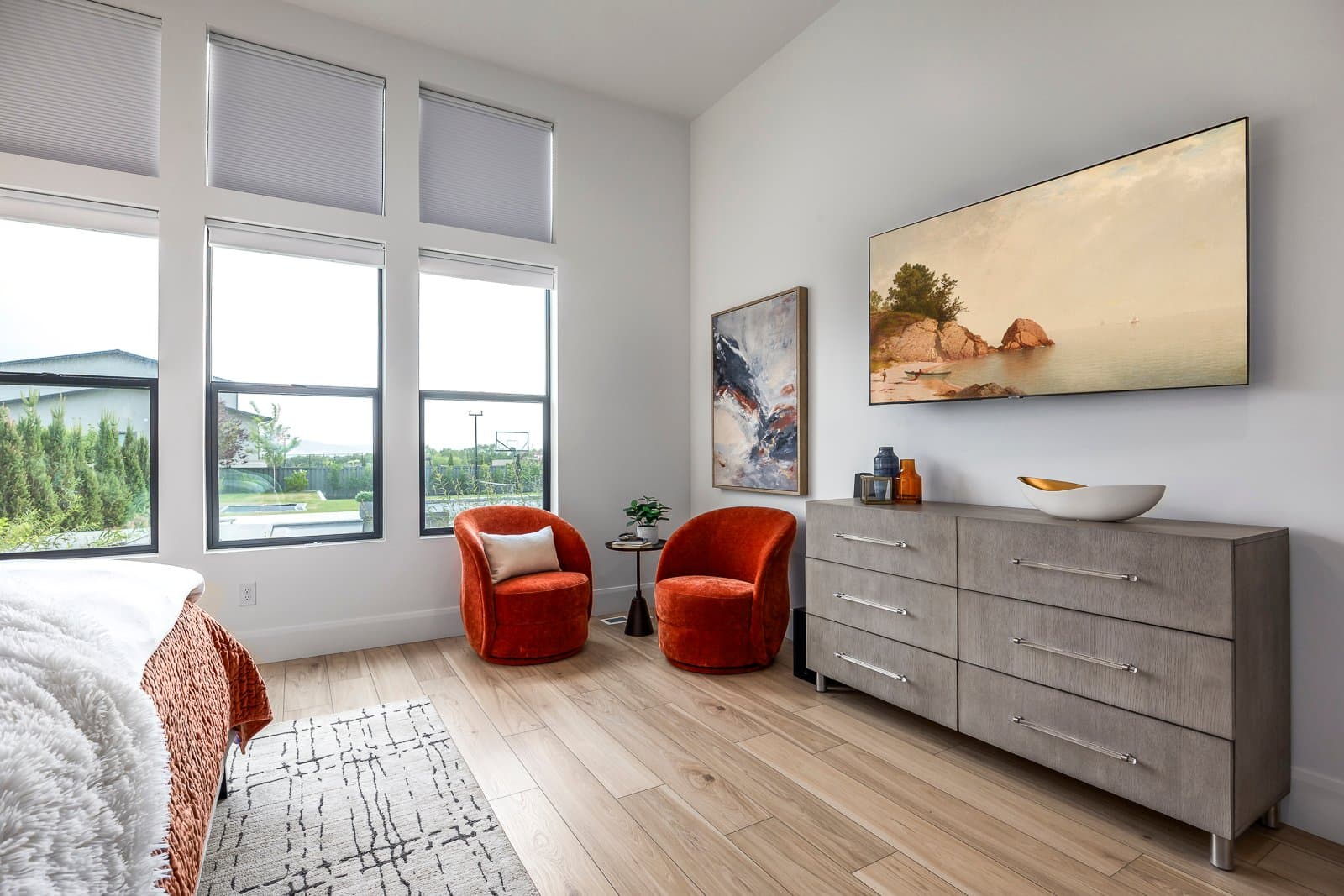 Highland House: 9825 N Willowbank Dr