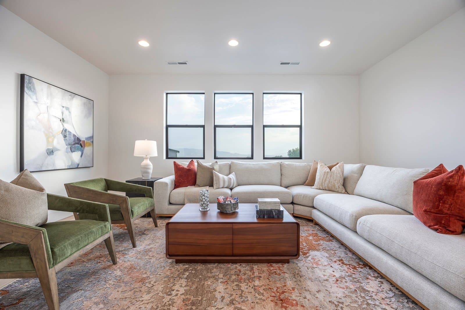 Highland House: 9825 N Willowbank Dr