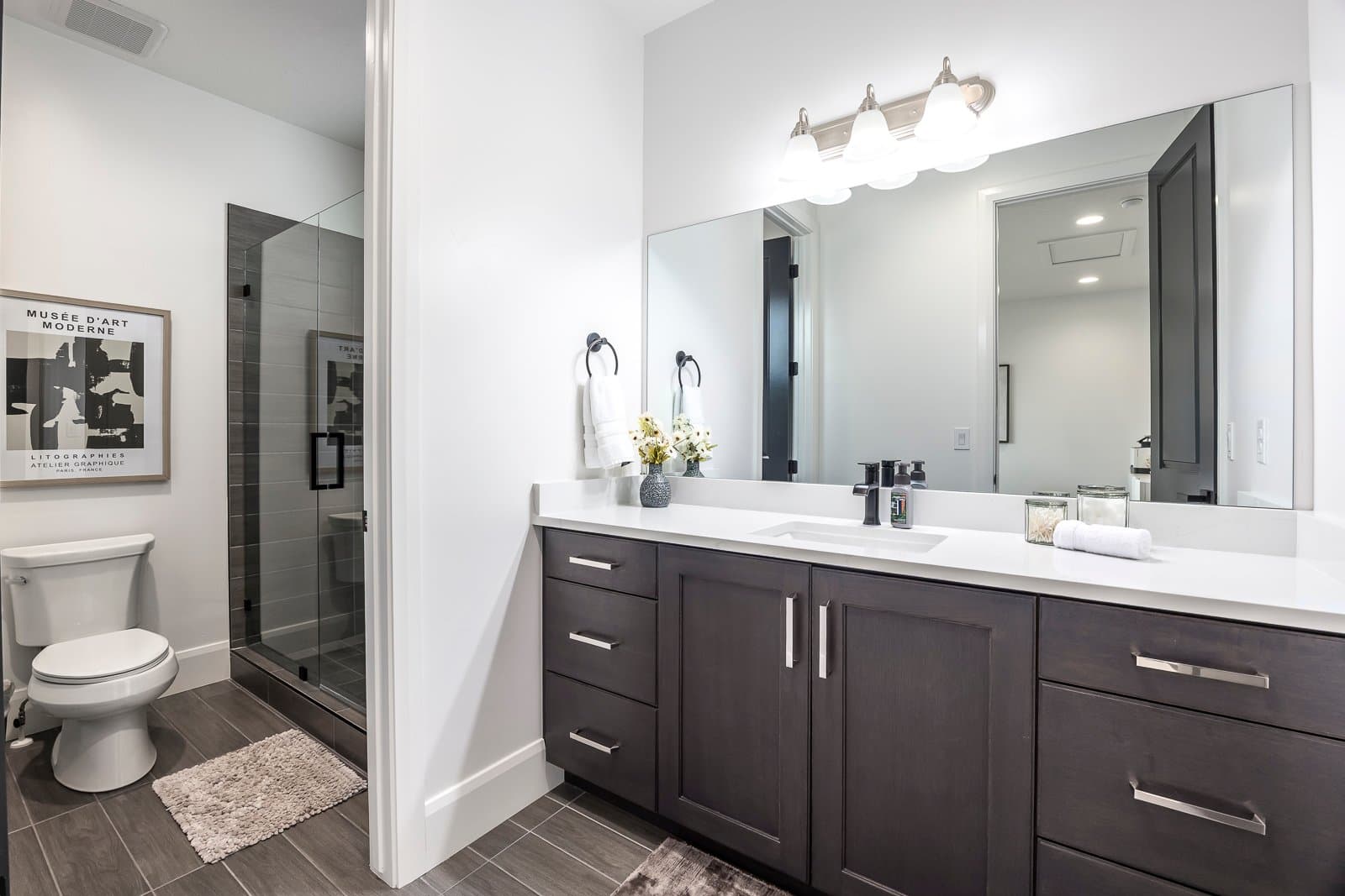 Highland House: 9825 N Willowbank Dr
