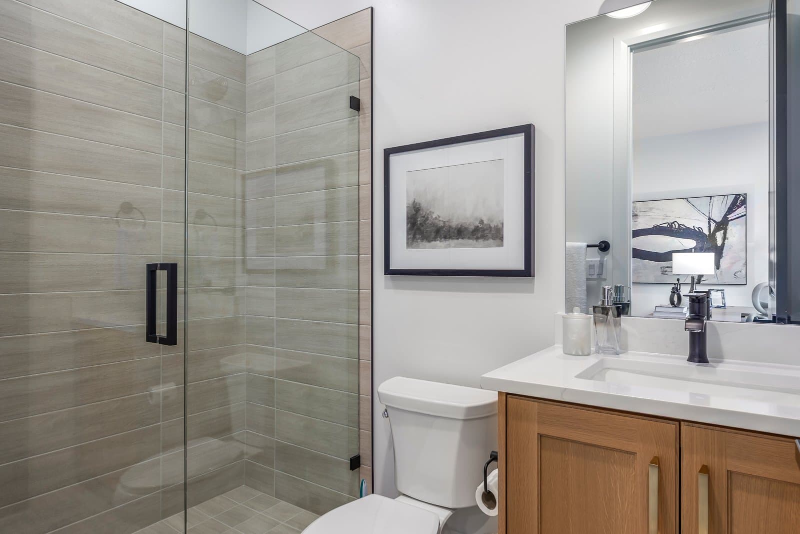 Highland House: 9825 N Willowbank Dr