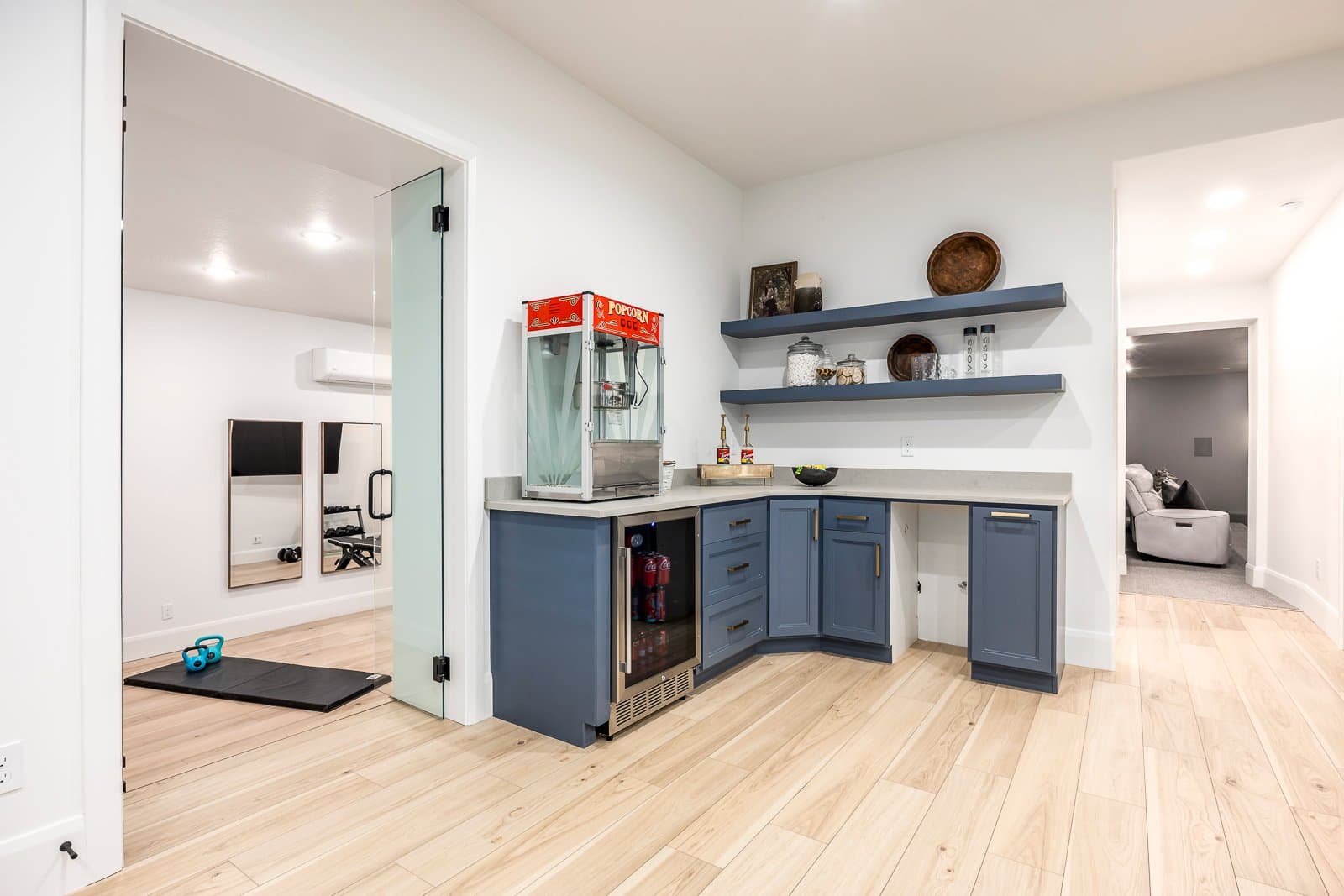 Highland House: 9825 N Willowbank Dr
