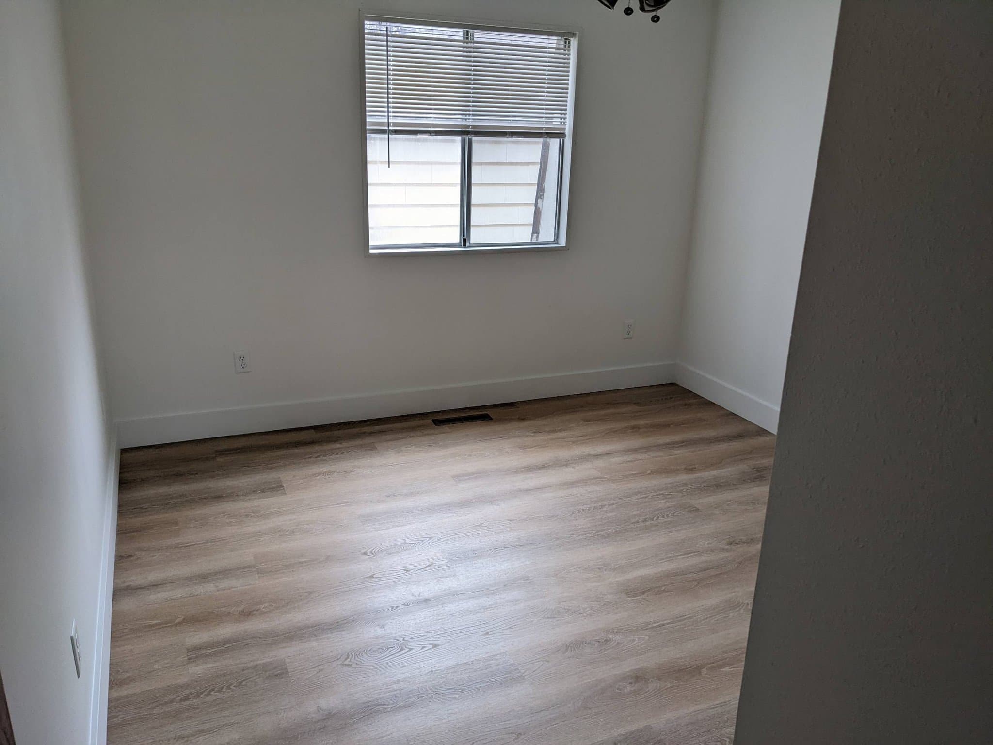 Billings Apartment: 501 5th St W