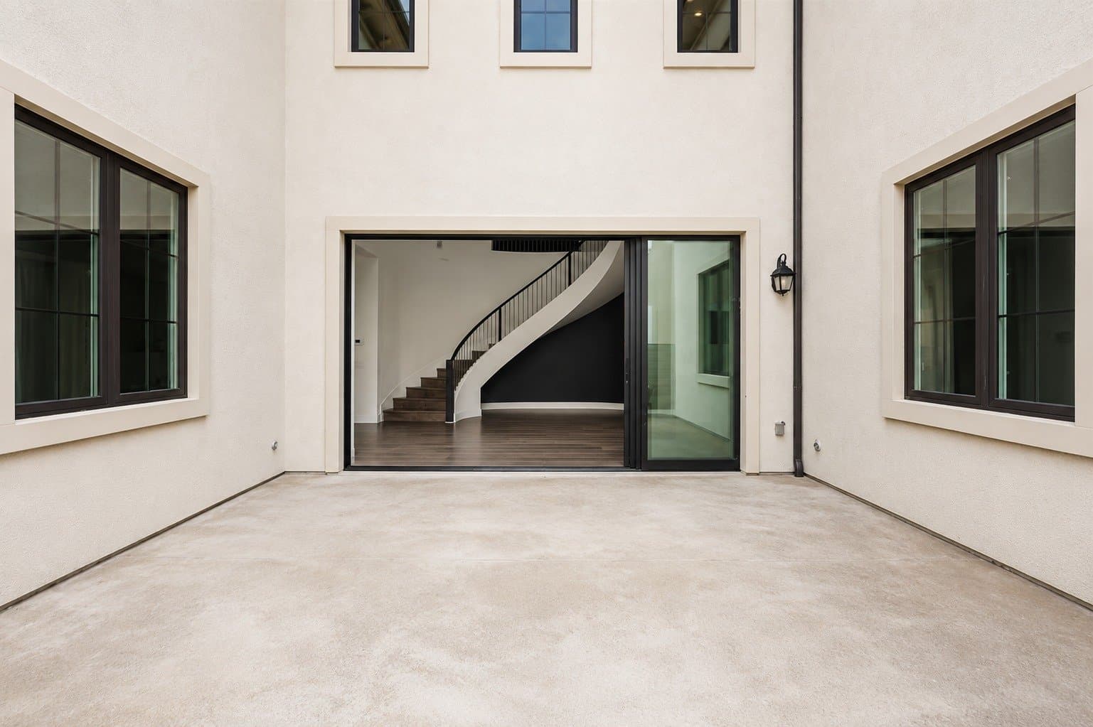 Irvine House: 57 Pulsar