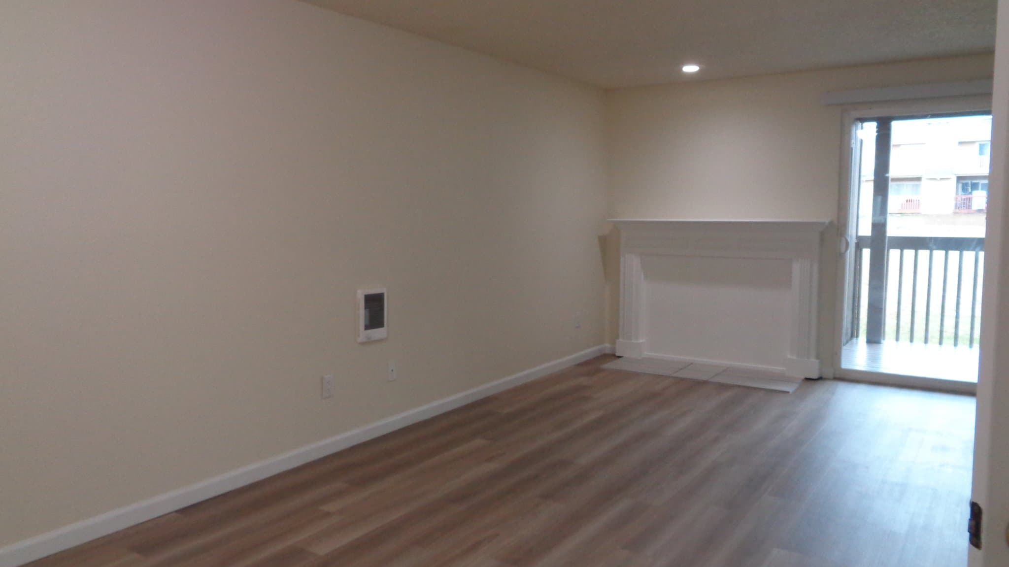 Everett House: 12428 Meridian Ave, S