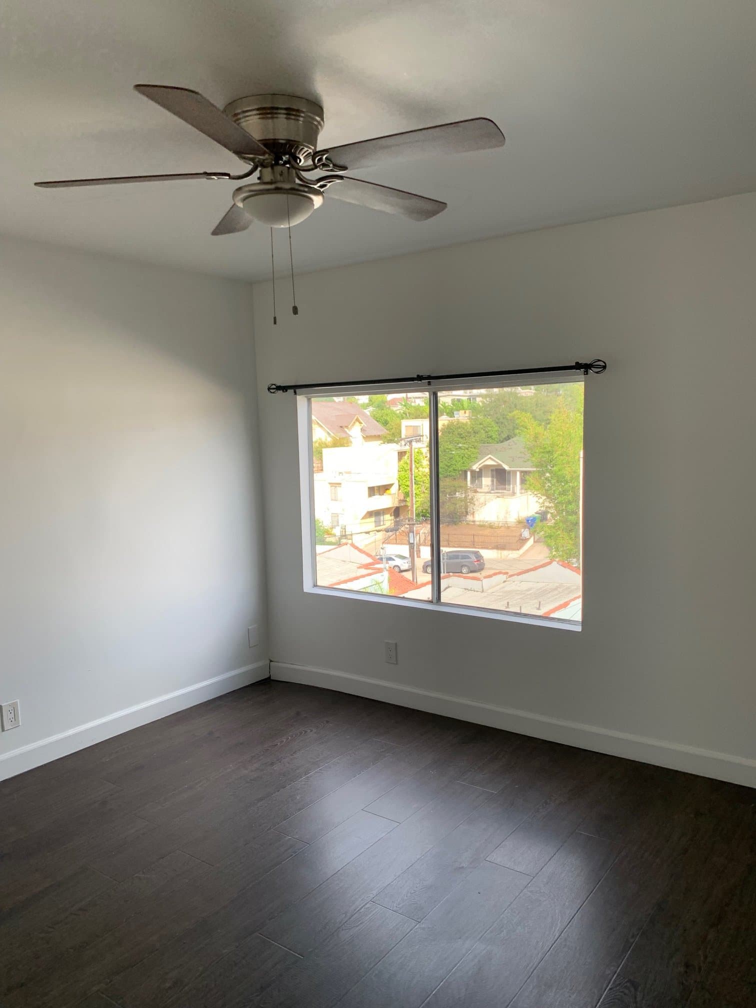 Los Angeles Condo: 1101 Laveta Terrace
