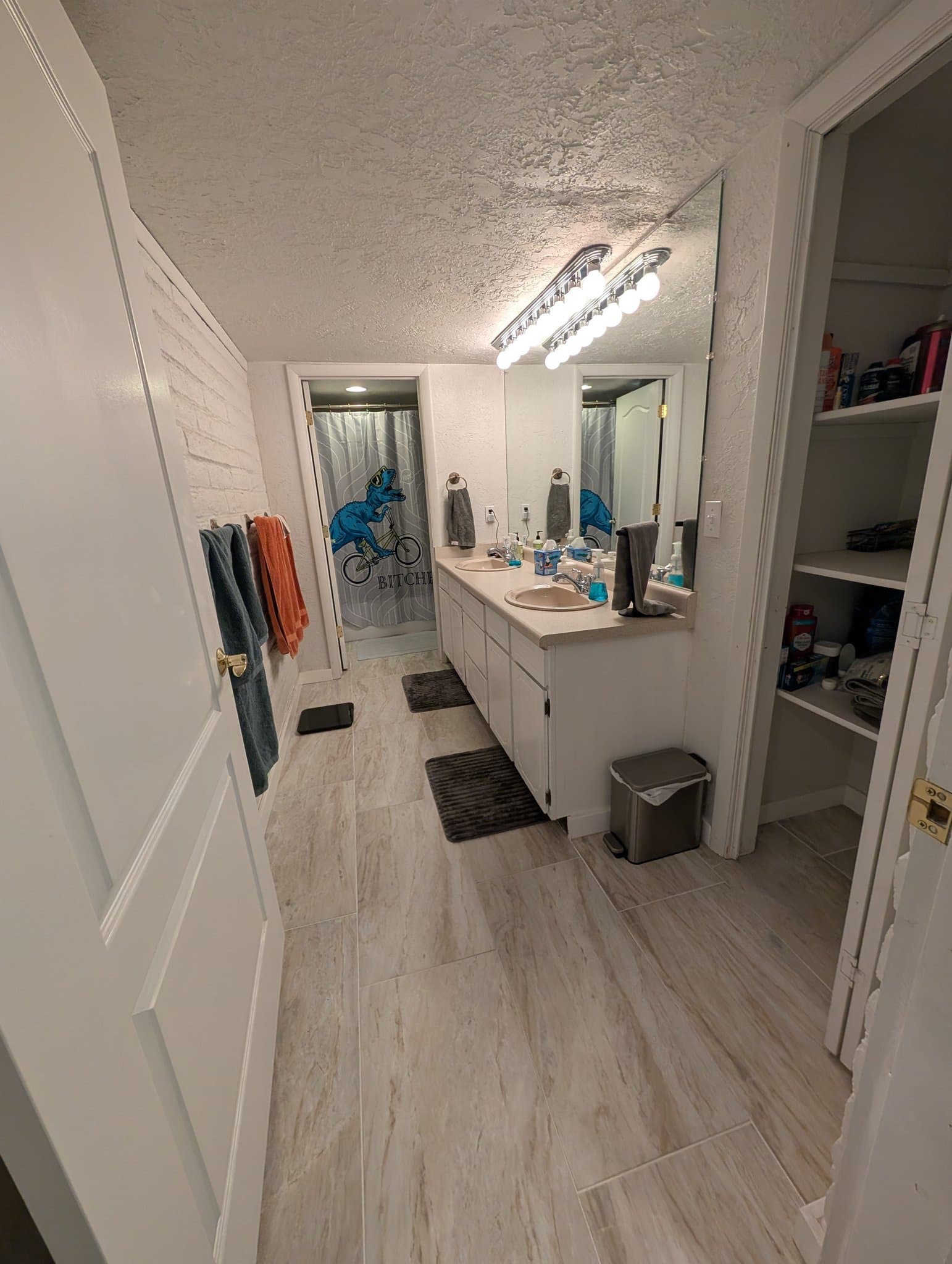 Salt Lake City Single Room: 7124 S Ponderosa Dr