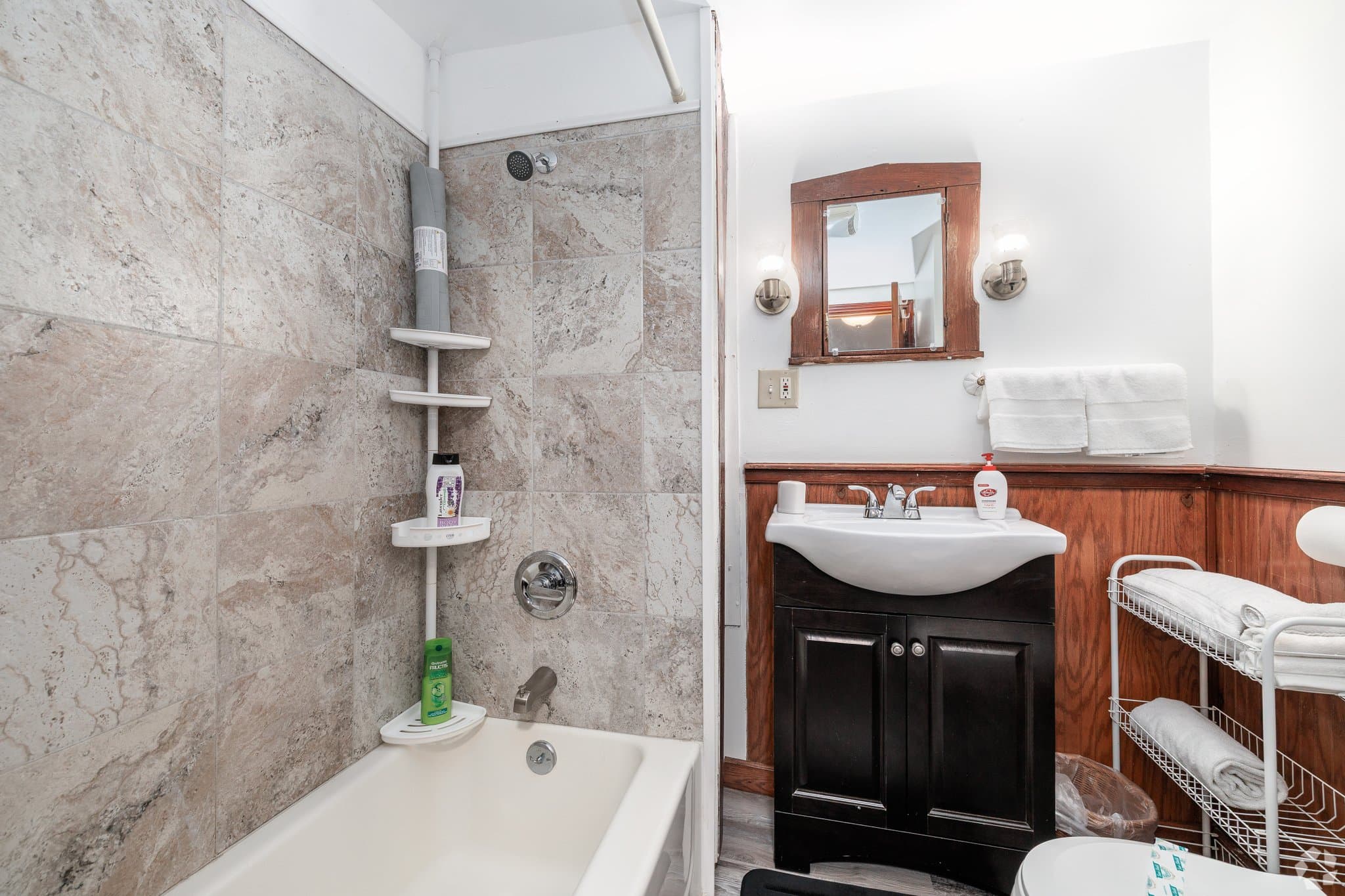 Vestal Apartment: 113 Clark Street