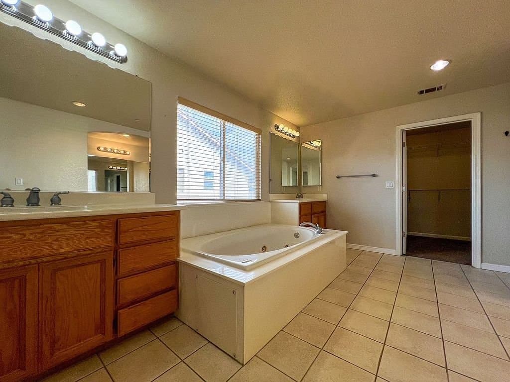 American Canyon House: 151 San Marco Way