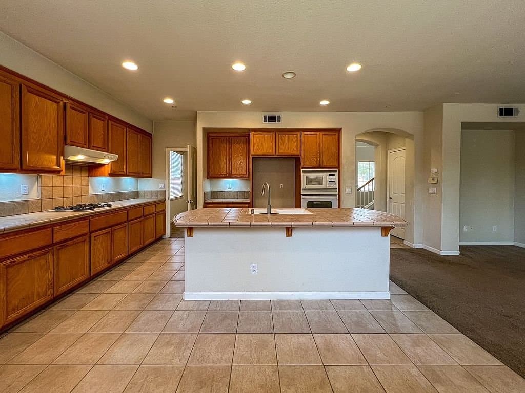 American Canyon House: 151 San Marco Way