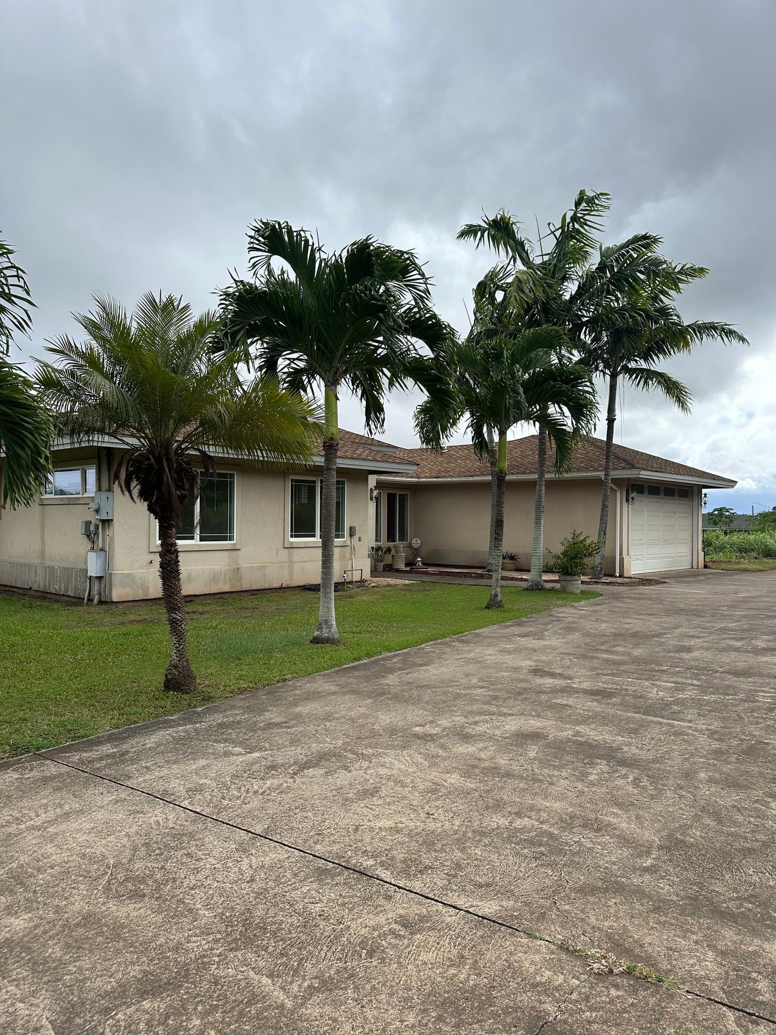 Wailuku House: 590 Luakalae Pl