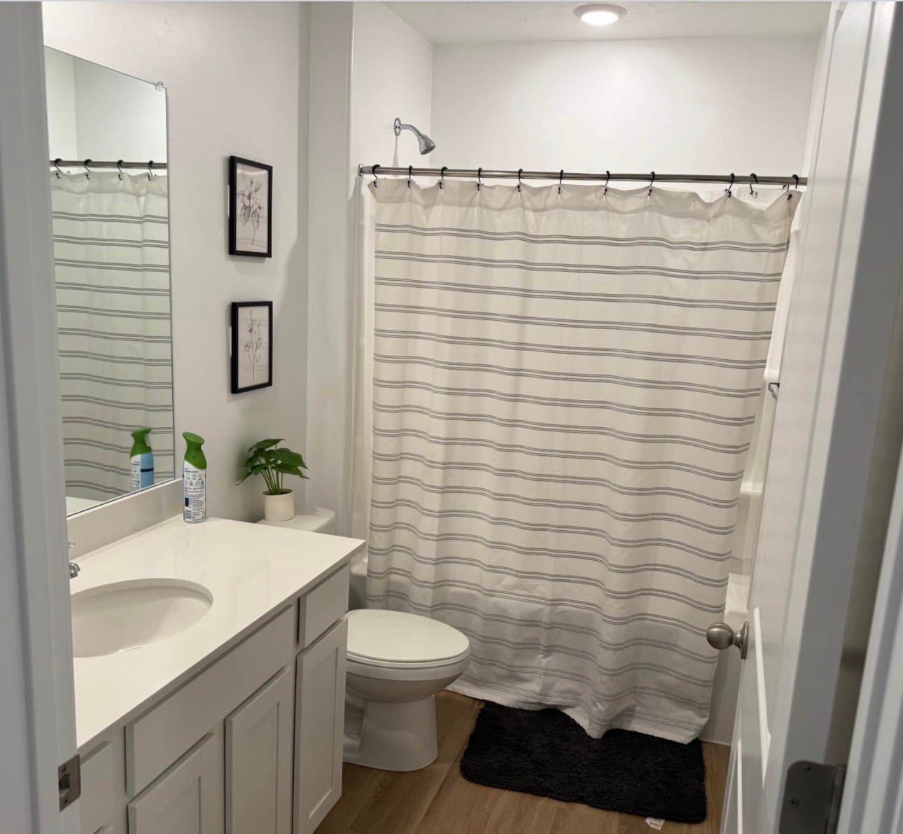 Salem Townhome: 1713 E Albion Dr