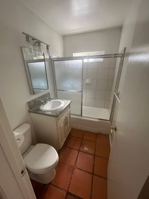 Glendale Multiplex: 620 Alexander St Unit B