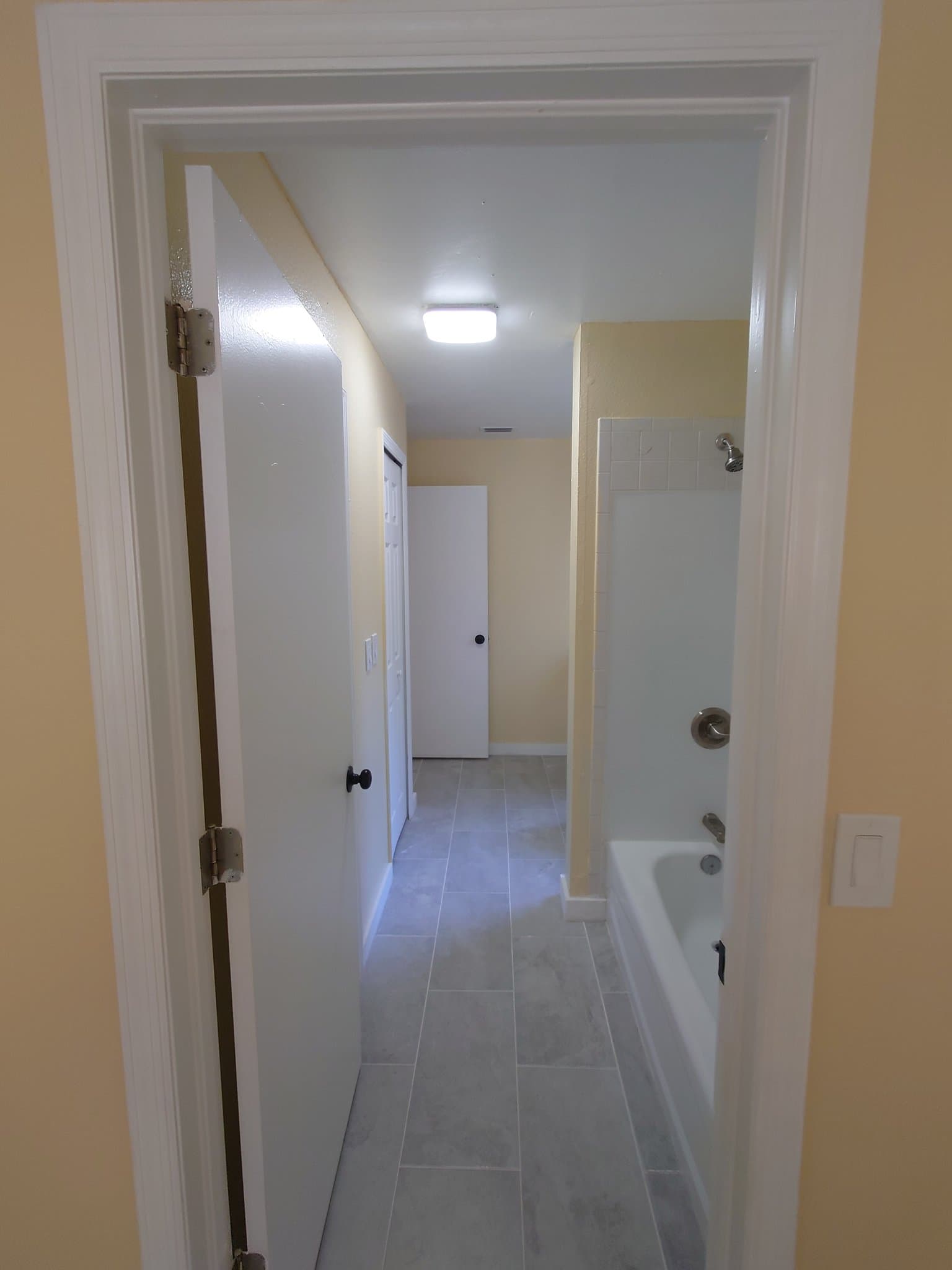 Plant City House: 403 Abigail Road
