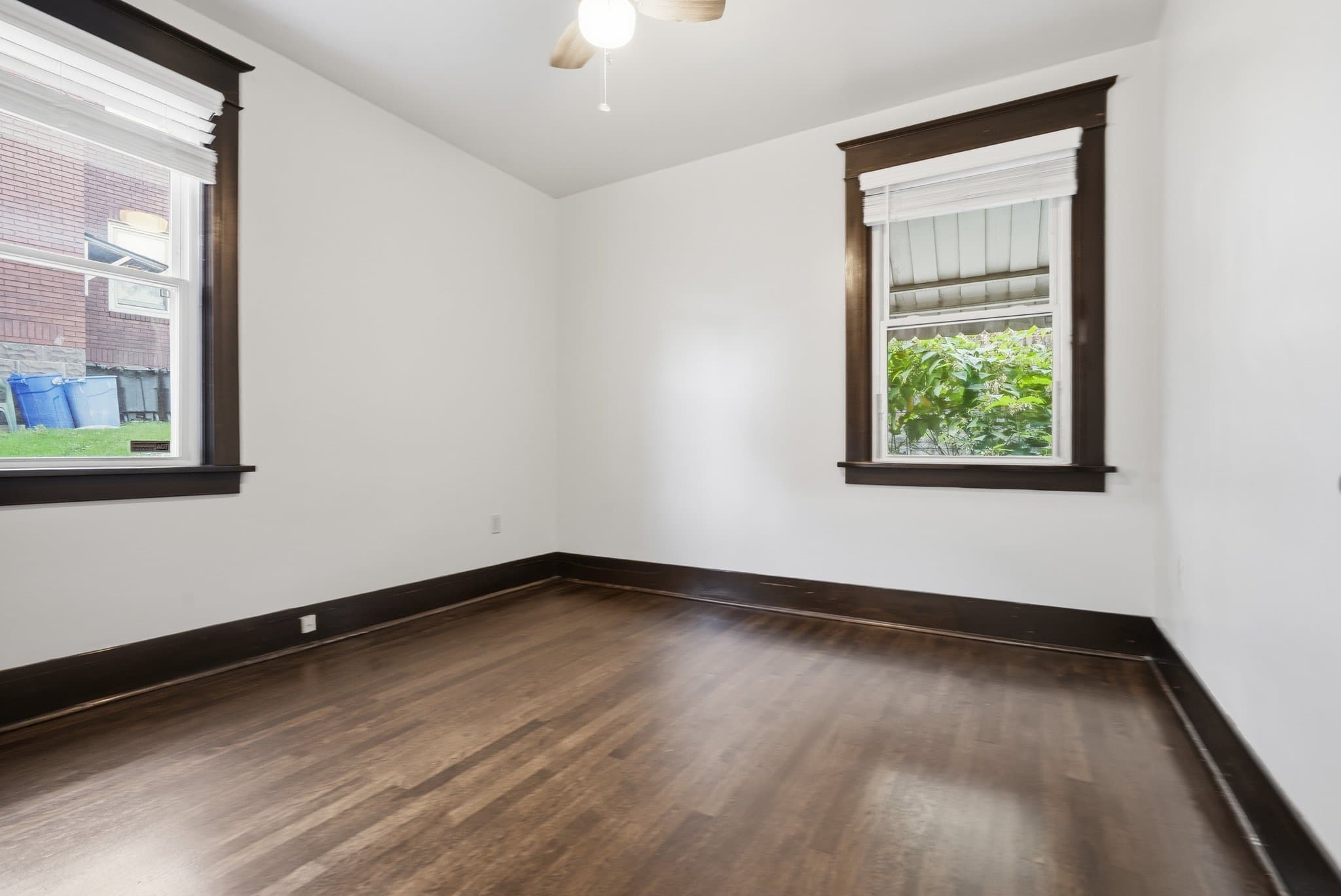 Bellview Multiplex: 17 - 19 N Bryant Ave.