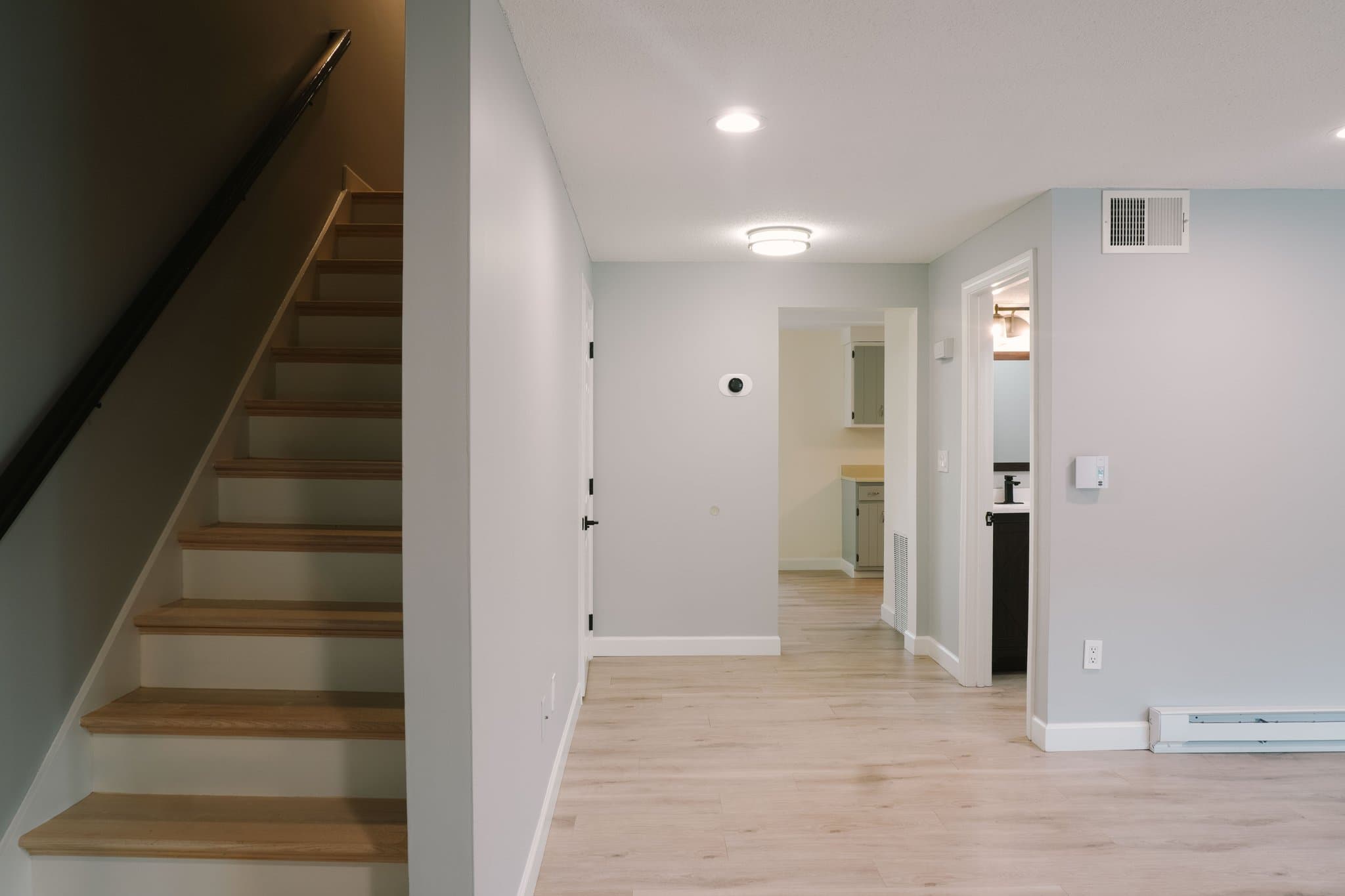 Merrimack Townhome: 20 East Ridge Rd