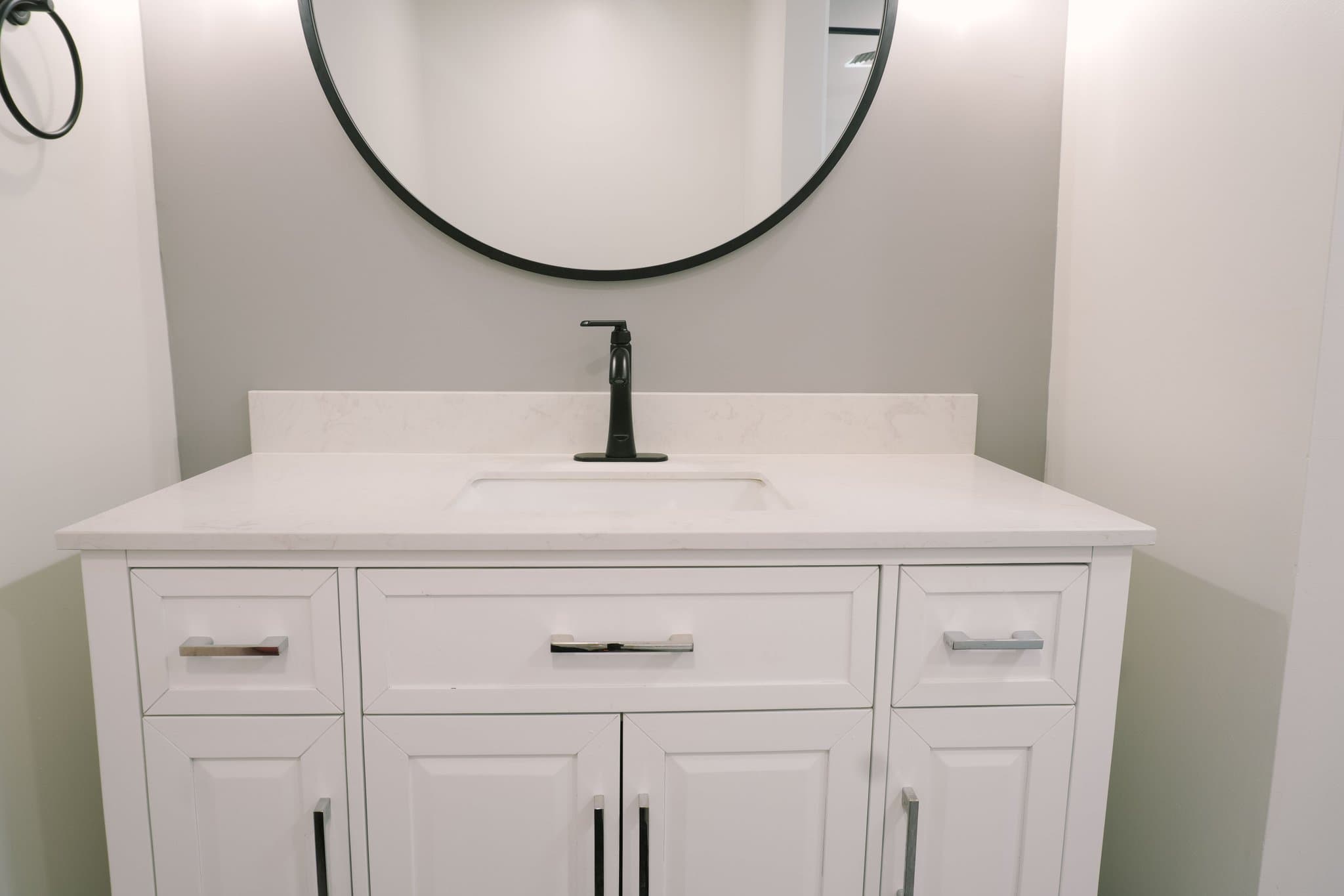Merrimack Townhome: 20 East Ridge Rd