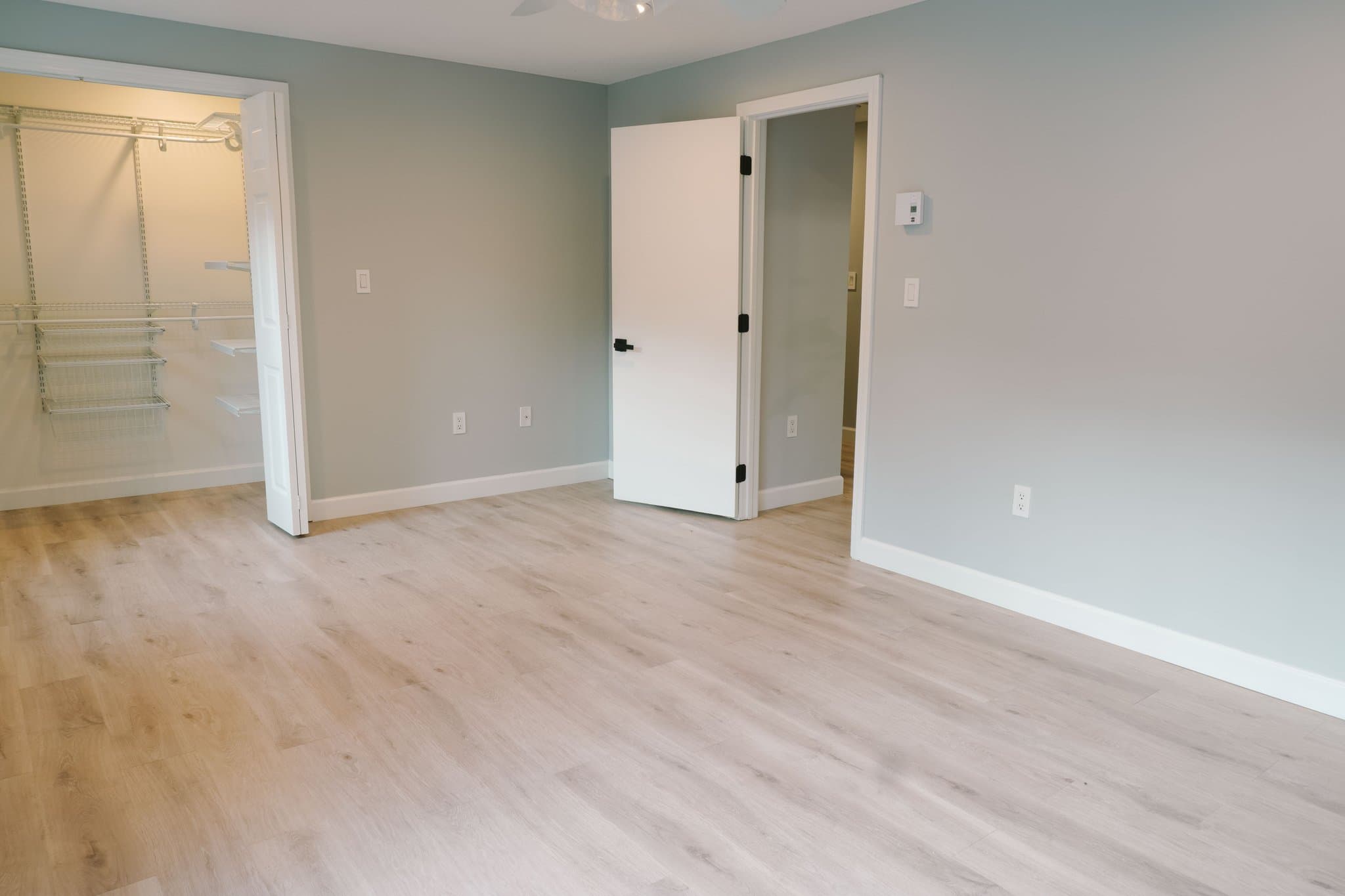 Merrimack Townhome: 20 East Ridge Rd