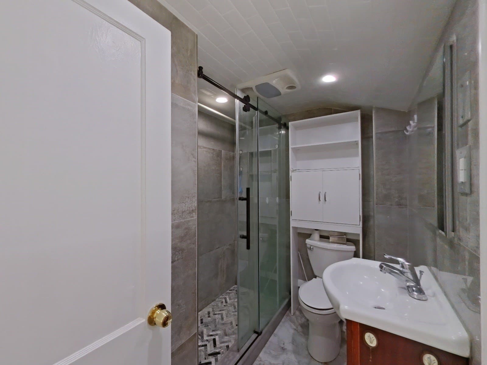 Braintree House: 23 N Bowditch St