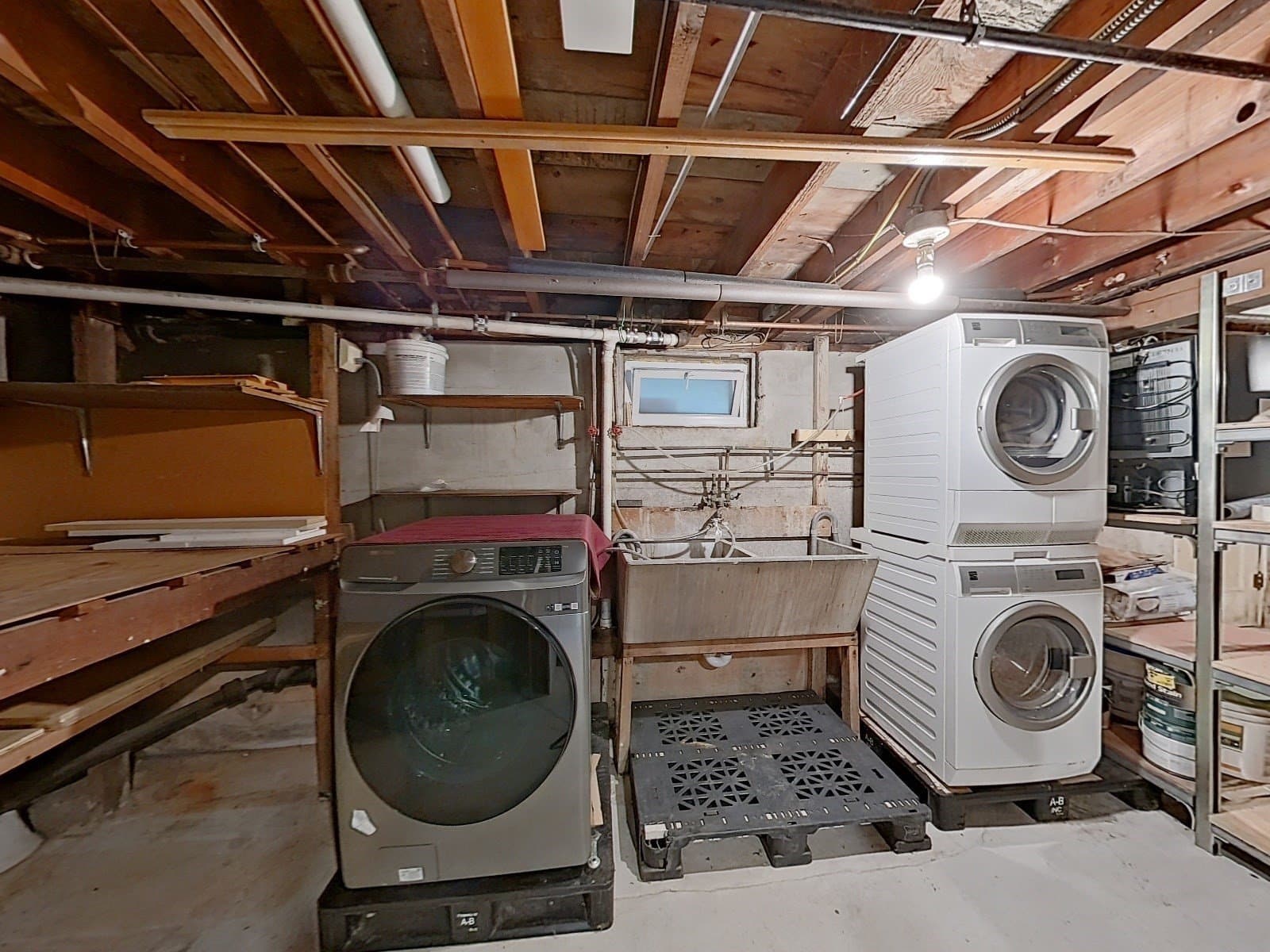 Braintree House: 23 N Bowditch St