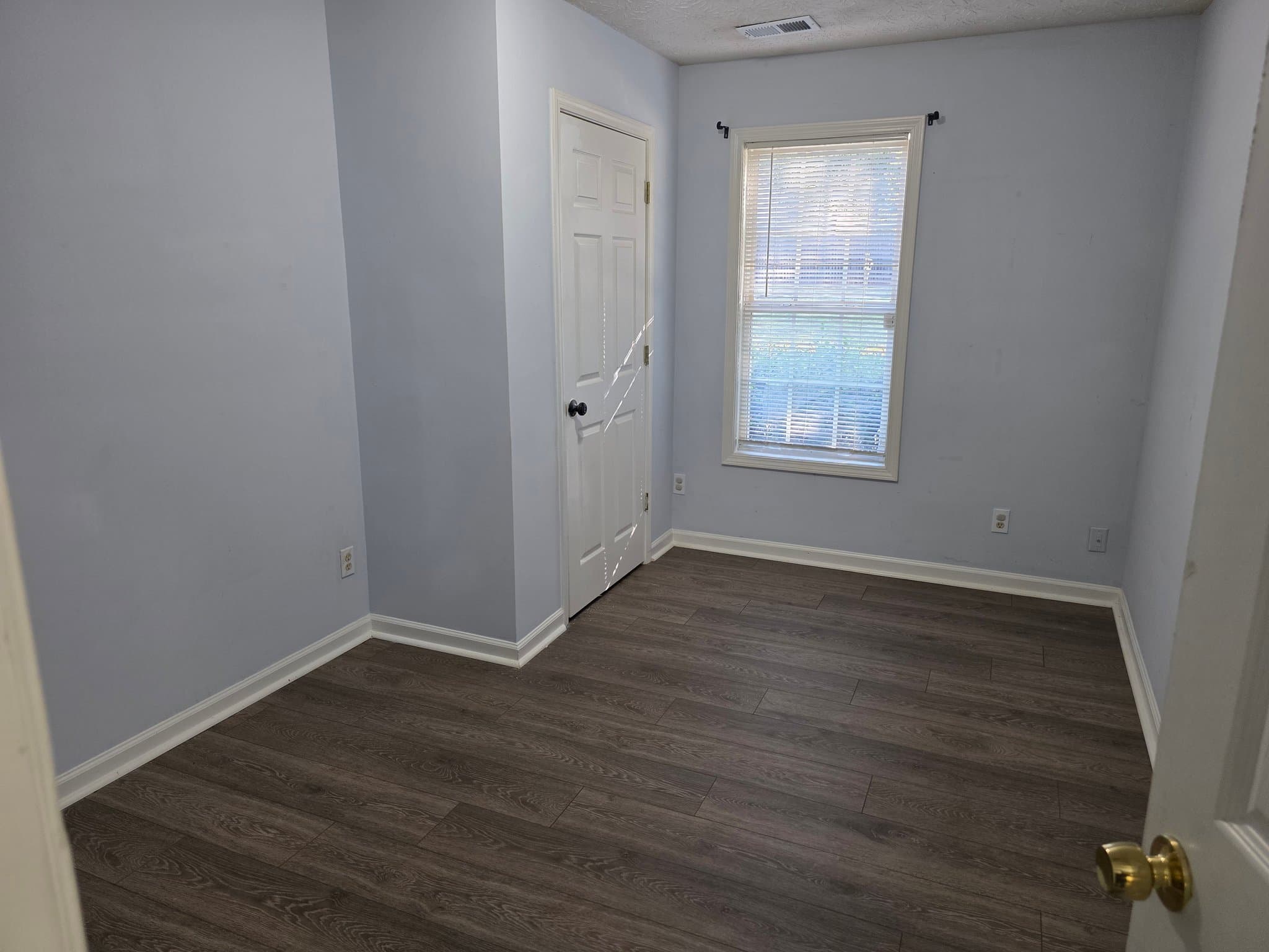 Lawrenceville House: 1135 Old Snellville Hwy