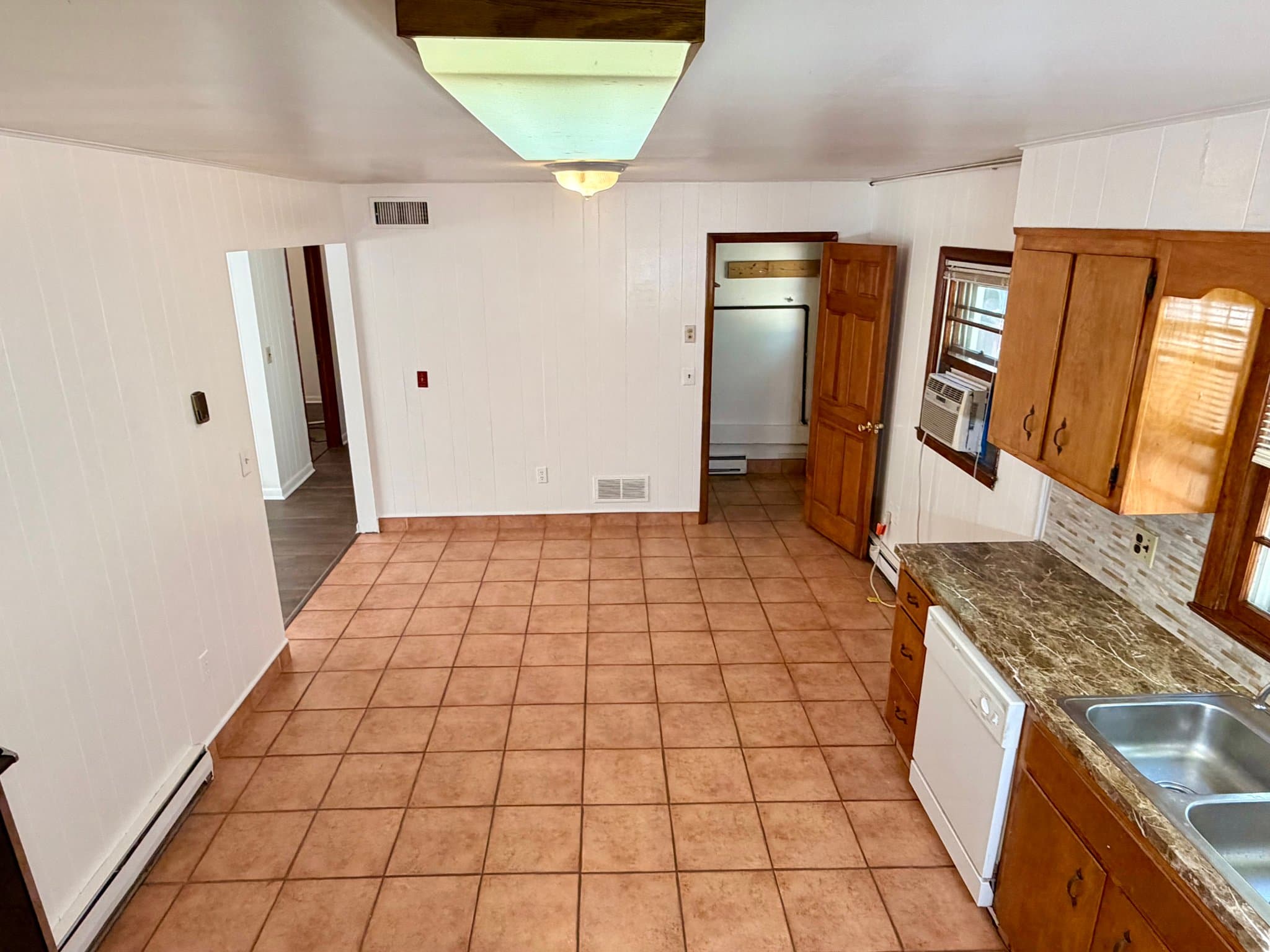 Englishtown House: 32 herbert