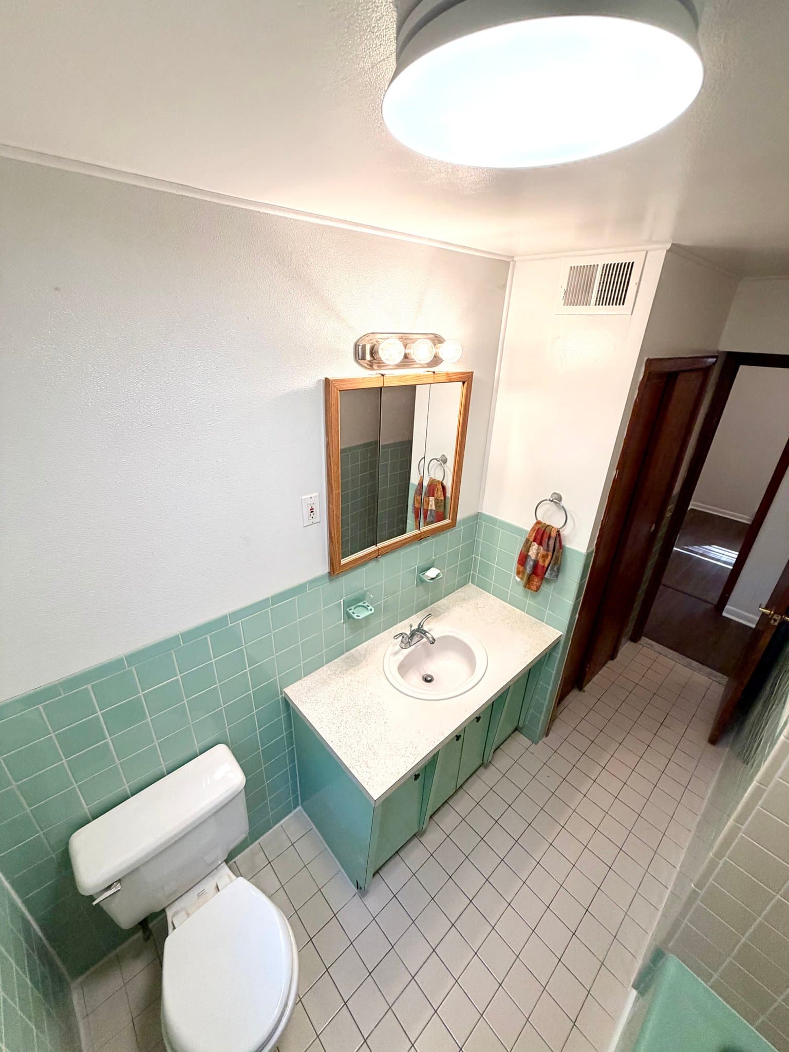 Englishtown House: 32 herbert