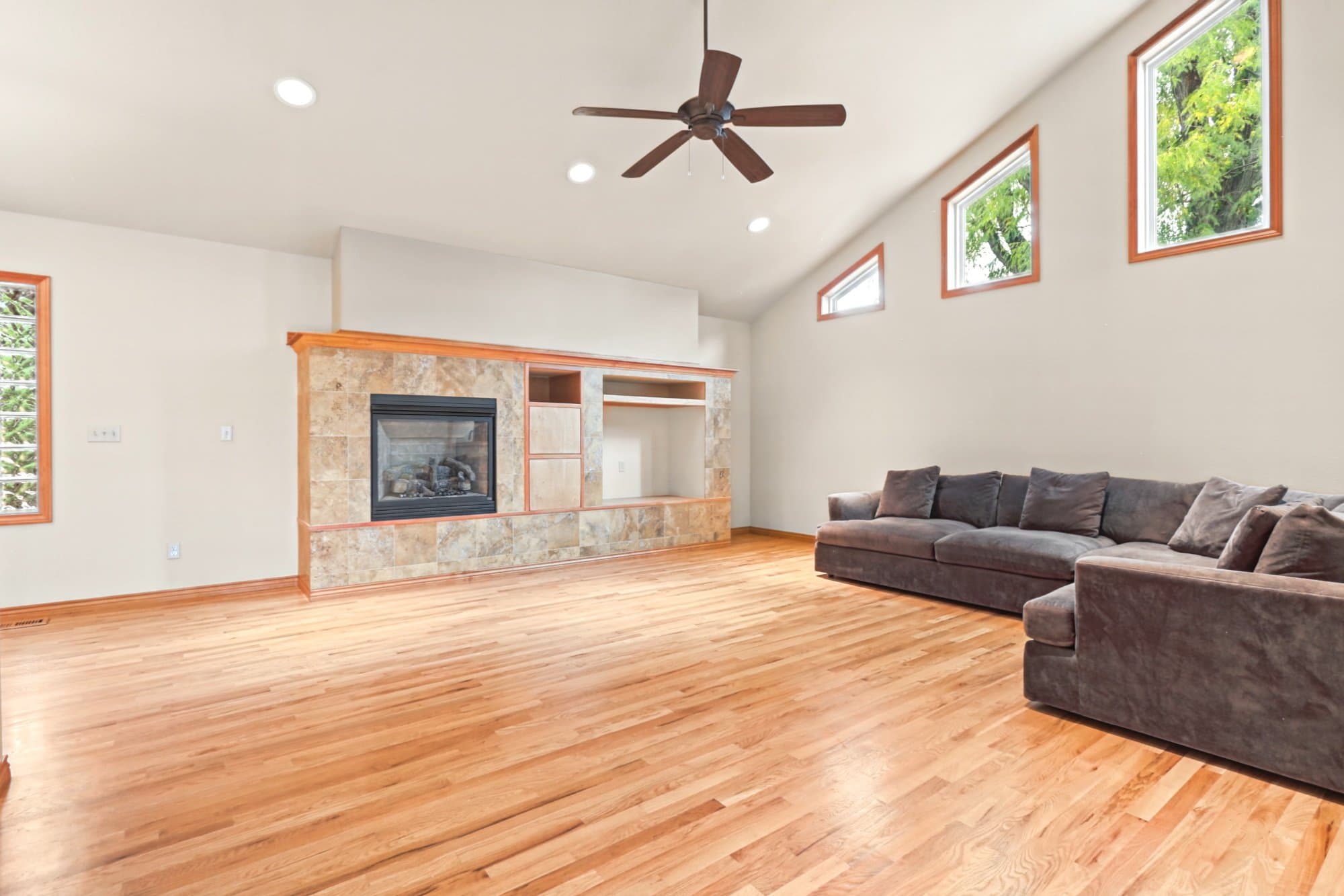 Denver House: 3265 S Ash St