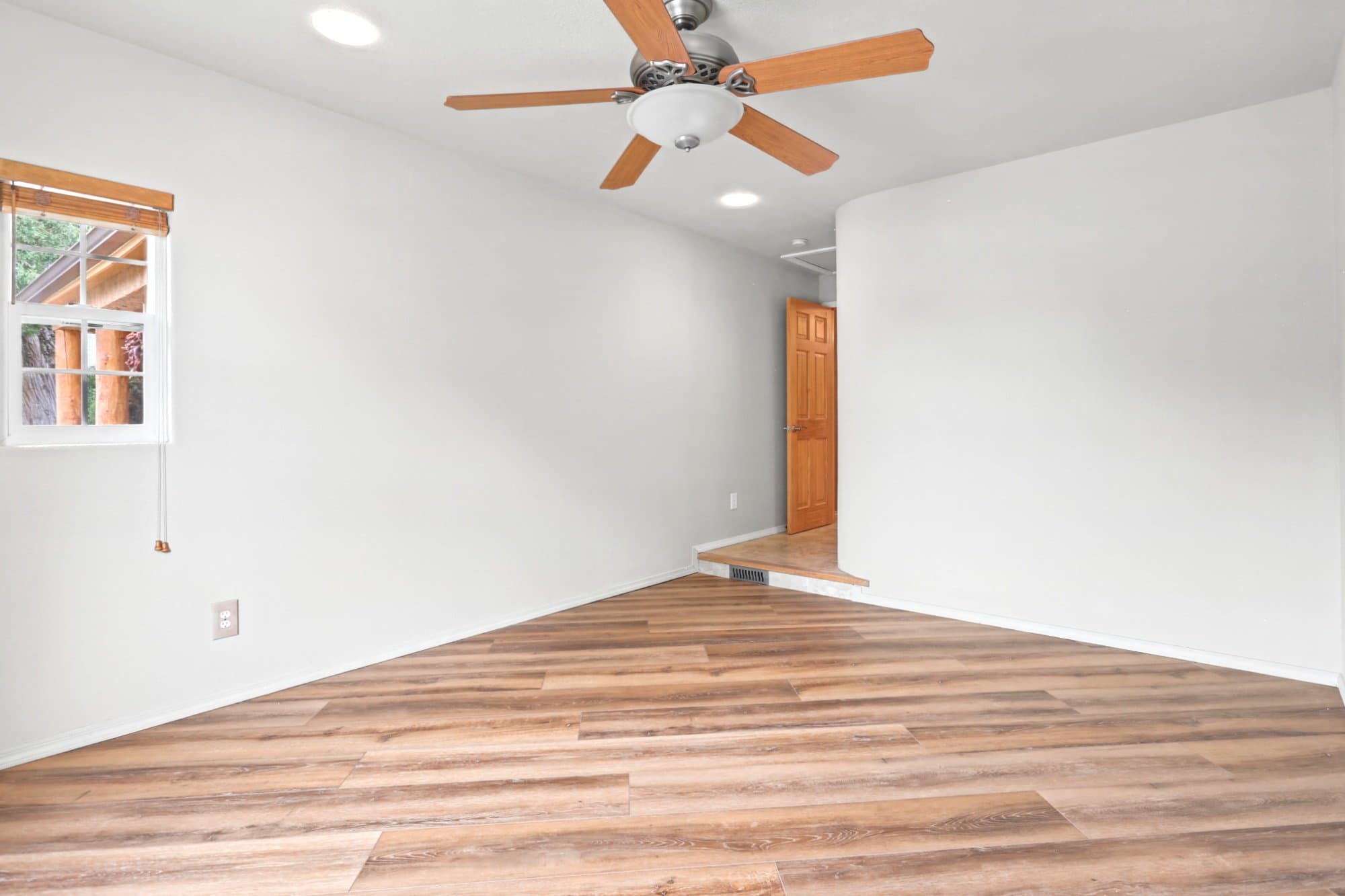 Denver House: 3265 S Ash St