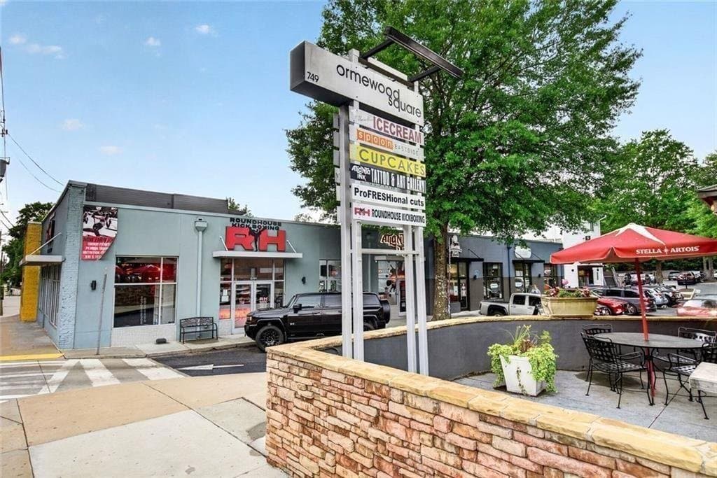 Atlanta Multiplex: 866 Moreland Ave SE
