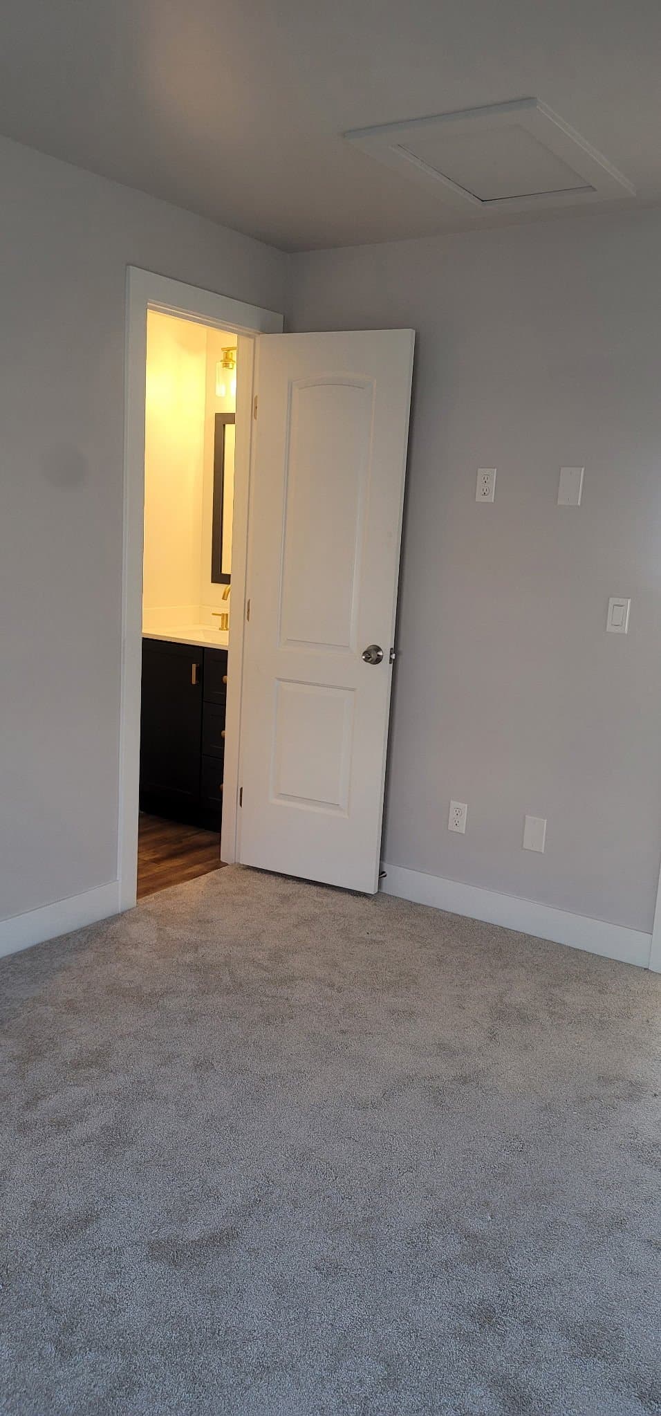 Salt Lake City House: 757 W 300 N