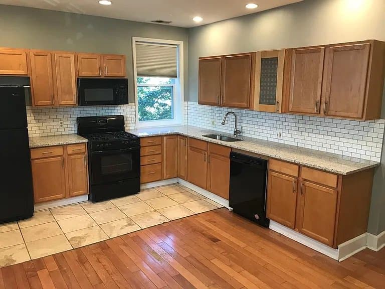 Washington Single Room: 1360 Girard St NW