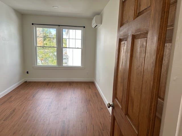 Porter Apartment: 1 Bridge St