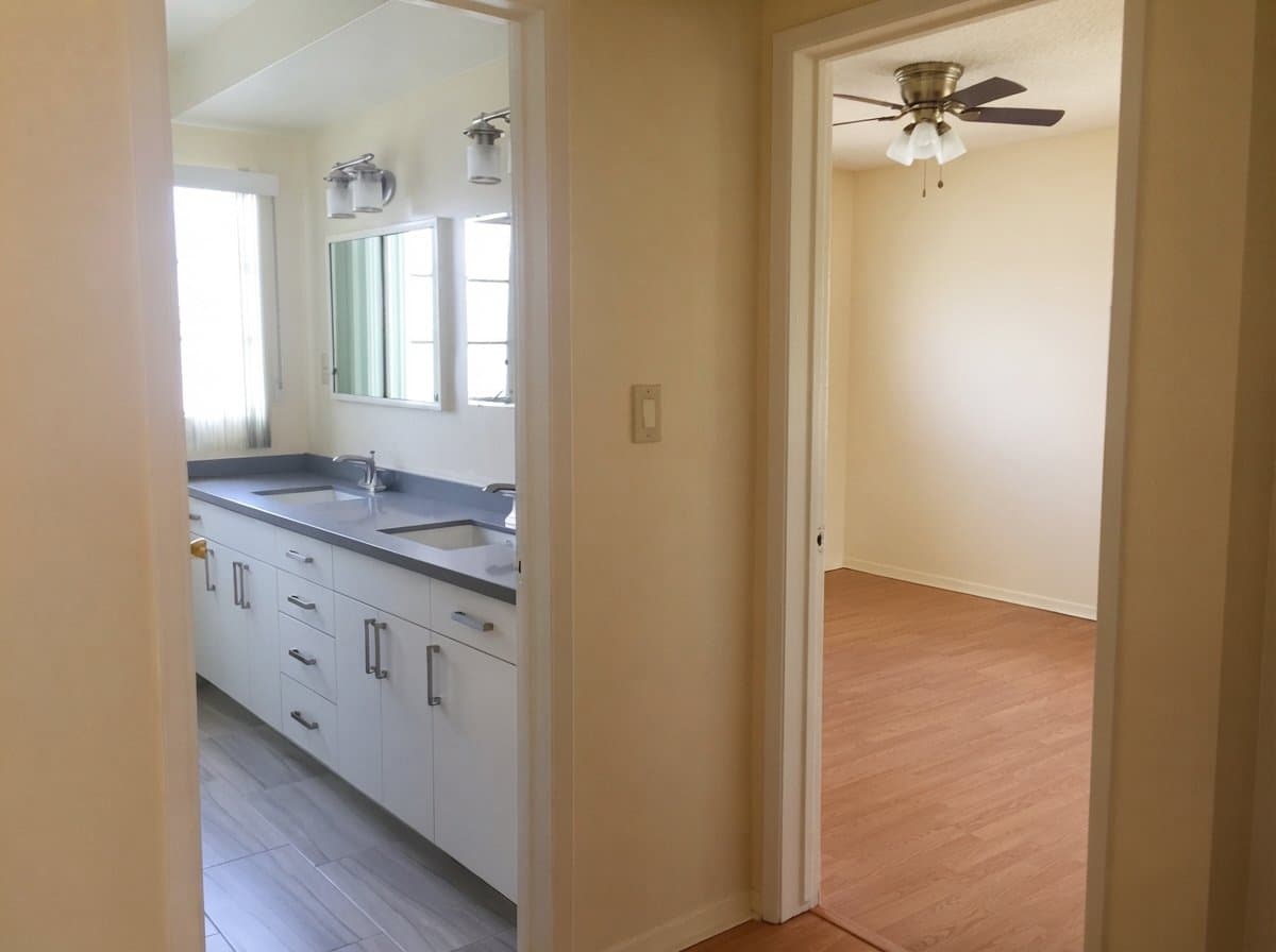 Glendale Apartment: 312 E Stocker St