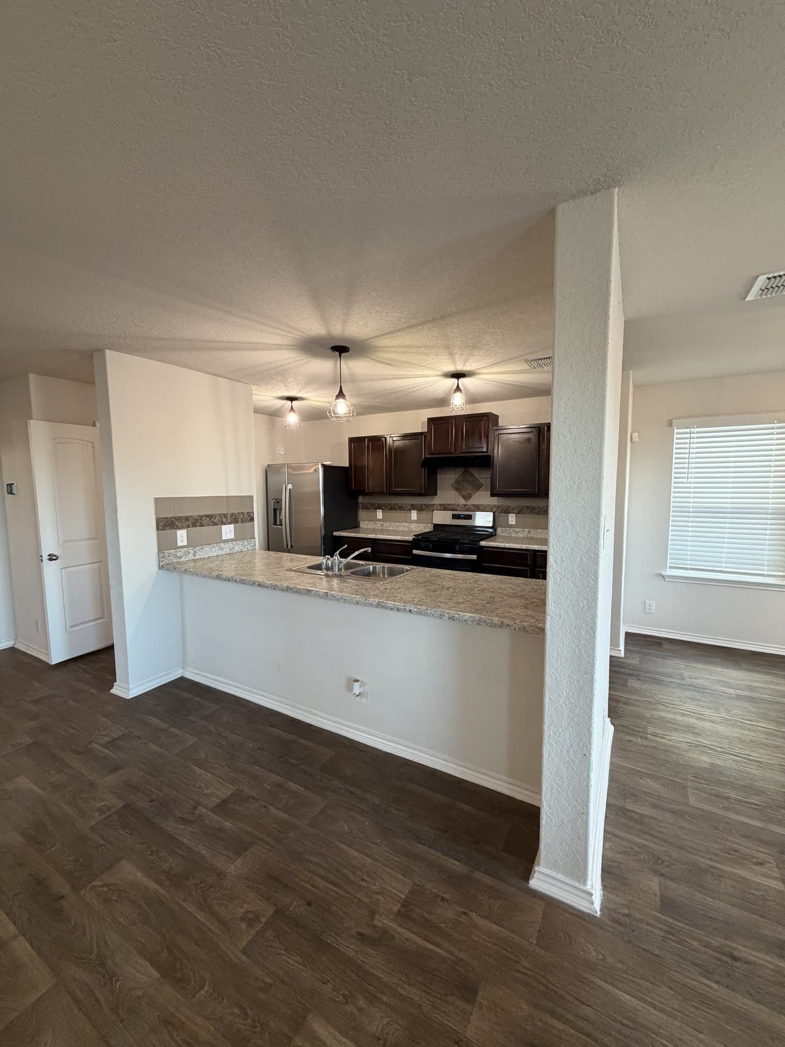 San Antonio House: 9714 Hayden Sedge
