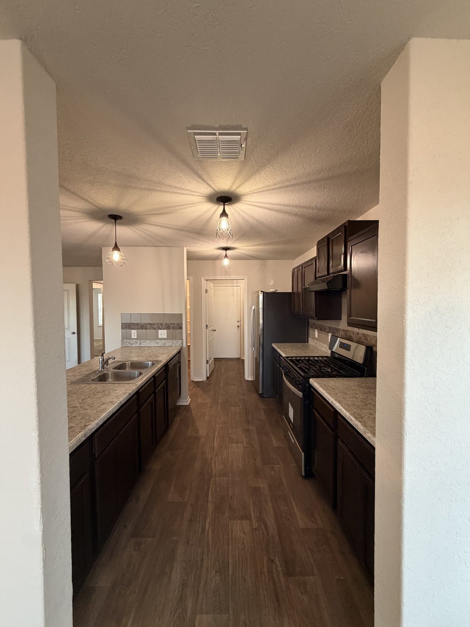 San Antonio House: 9714 Hayden Sedge