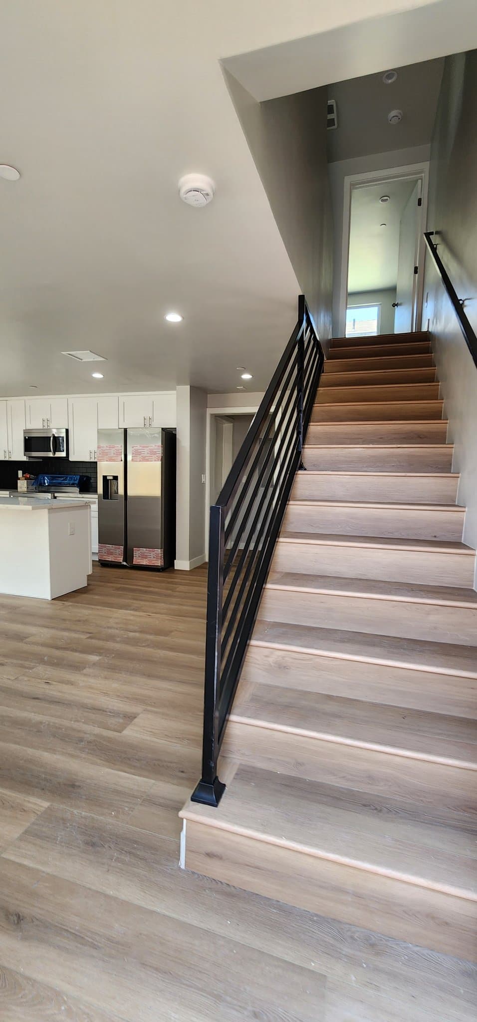 Los Angeles Townhome: 2407 S Redondo Blvd