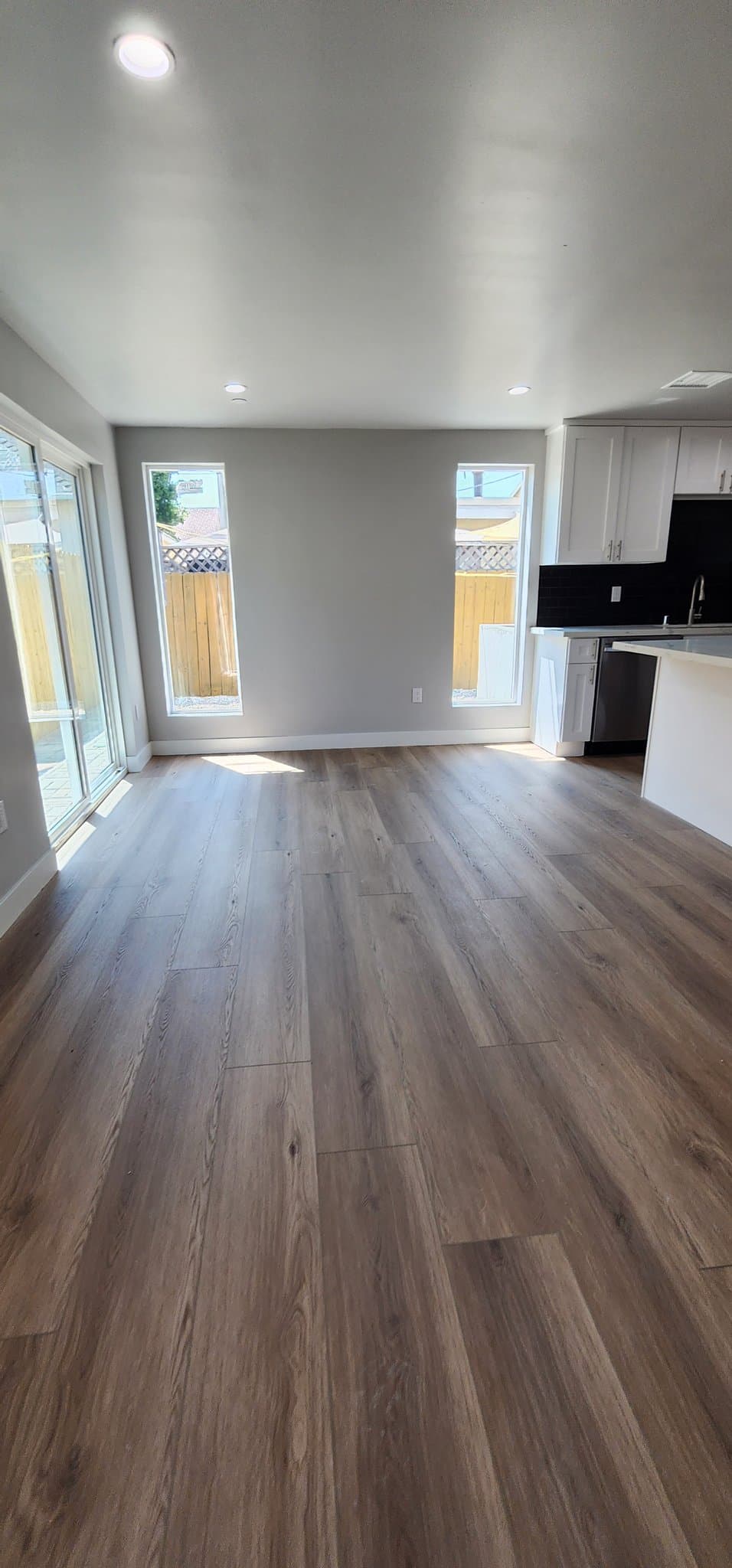 Los Angeles Townhome: 2407 S Redondo Blvd