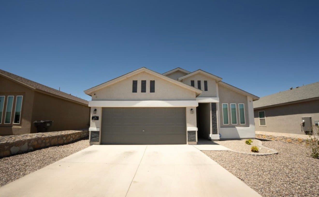 El Paso House: 1677 Asbury St