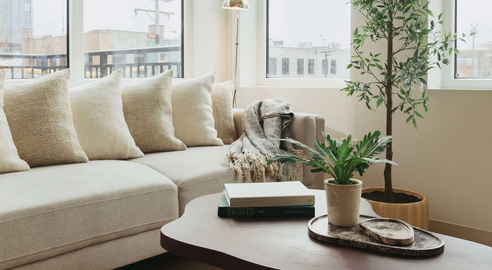 Chicago Condo: 859 West North Avenue