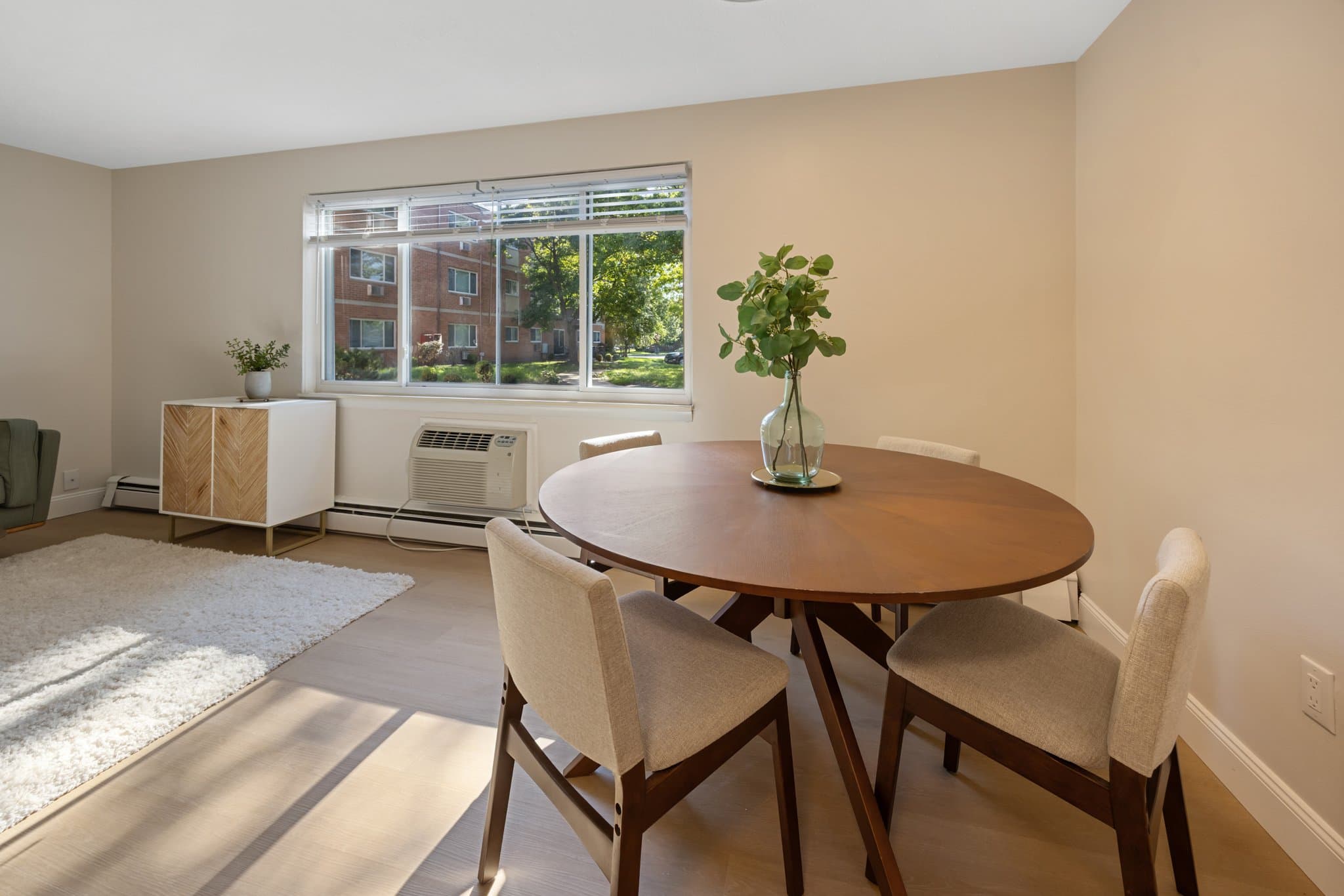 Liverpool Apartment: 4784 Norstar